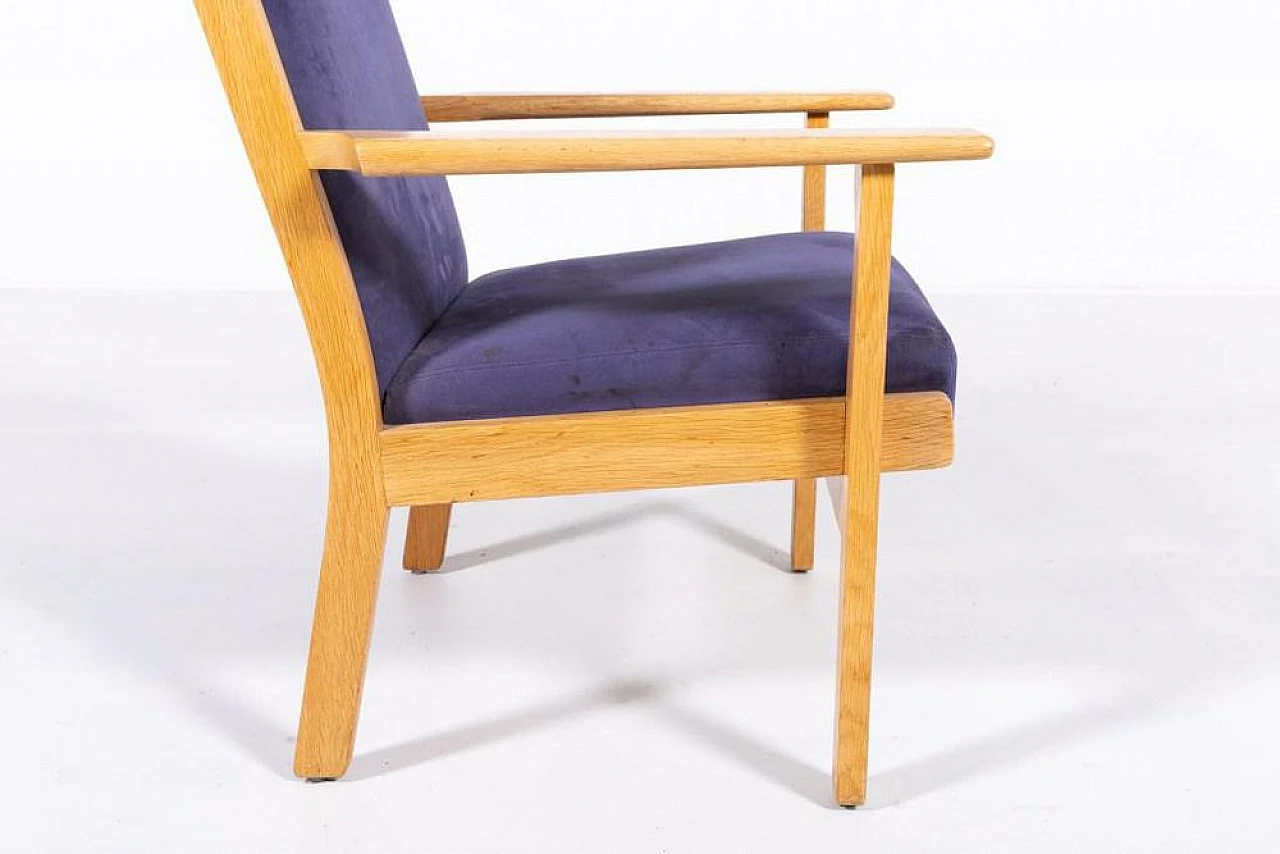 Poltrona di Hans Wegner per Getama in legno e tessuto, anni '80 5