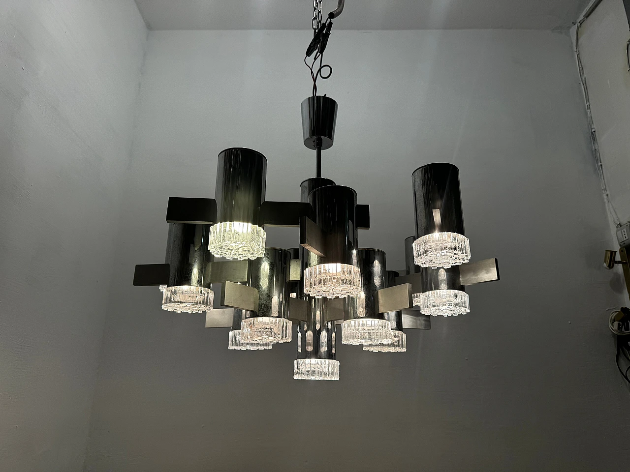 15-light chrome-plated crystal chandelier by G. Sciolari, 1970s 2