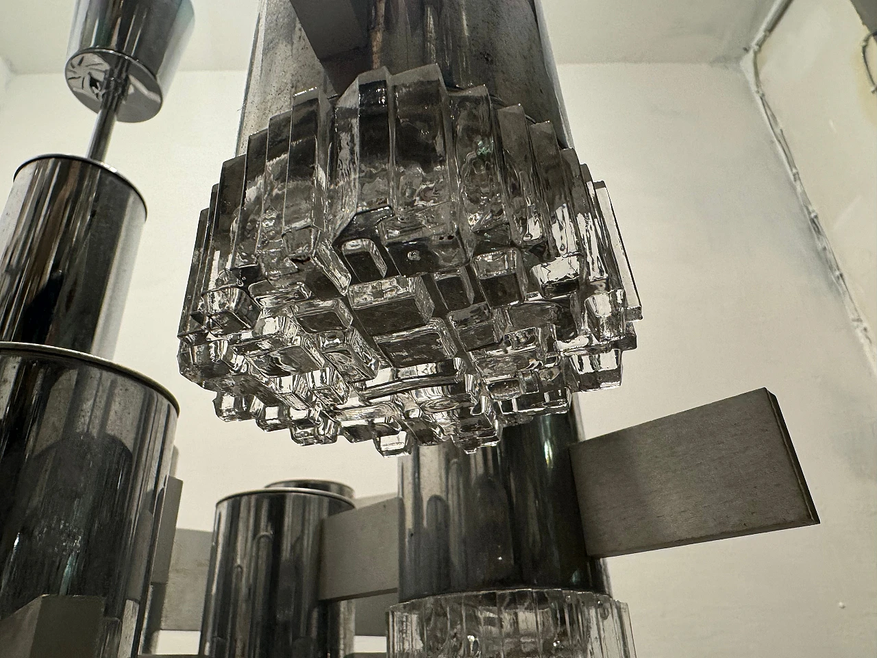 15-light chrome-plated crystal chandelier by G. Sciolari, 1970s 13