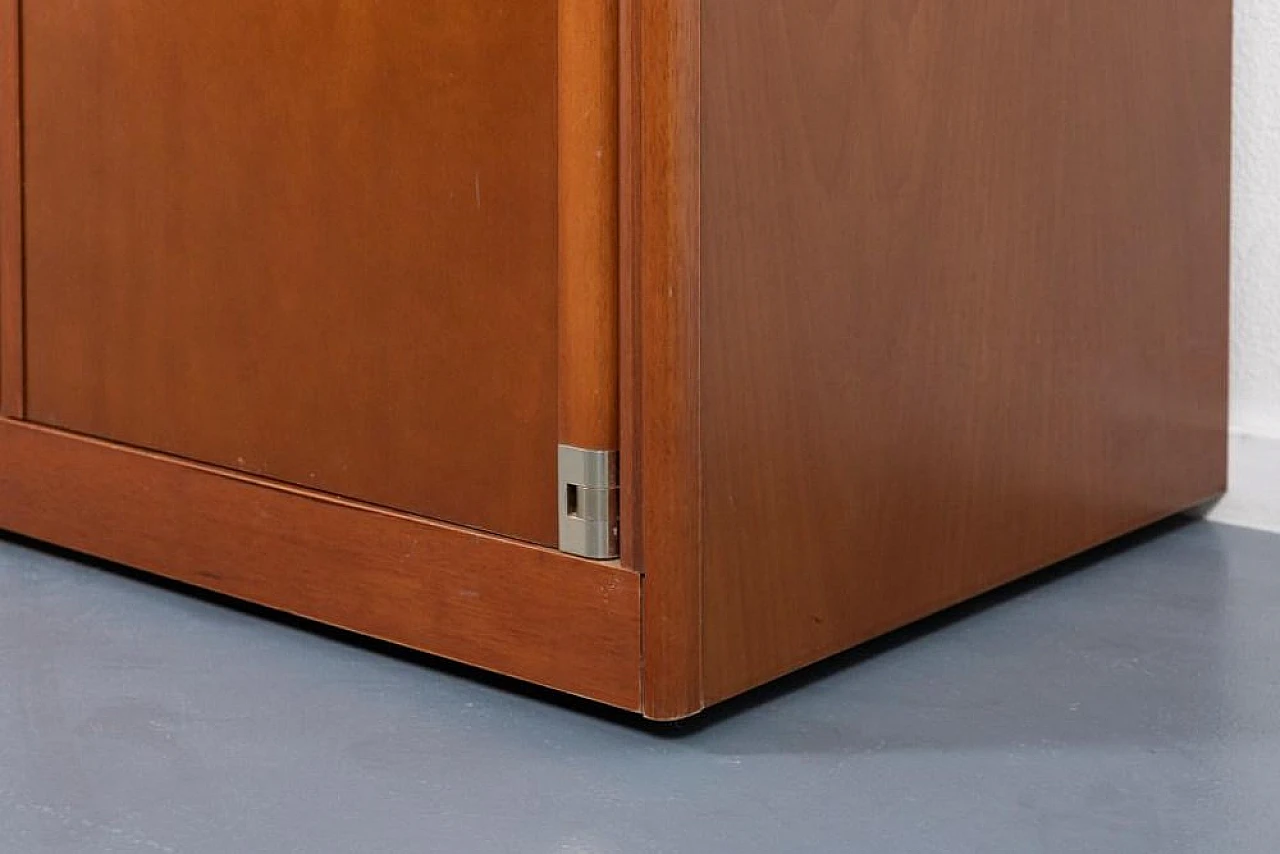 Credenza con specchio in noce di Gigi Radice, anni '80 11