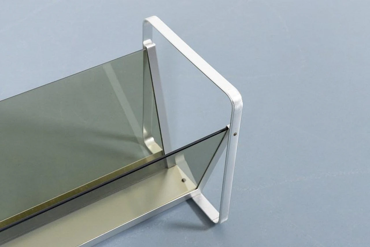 Mid-Century magazine rack in aluminum and smoked glass, 1960s 6