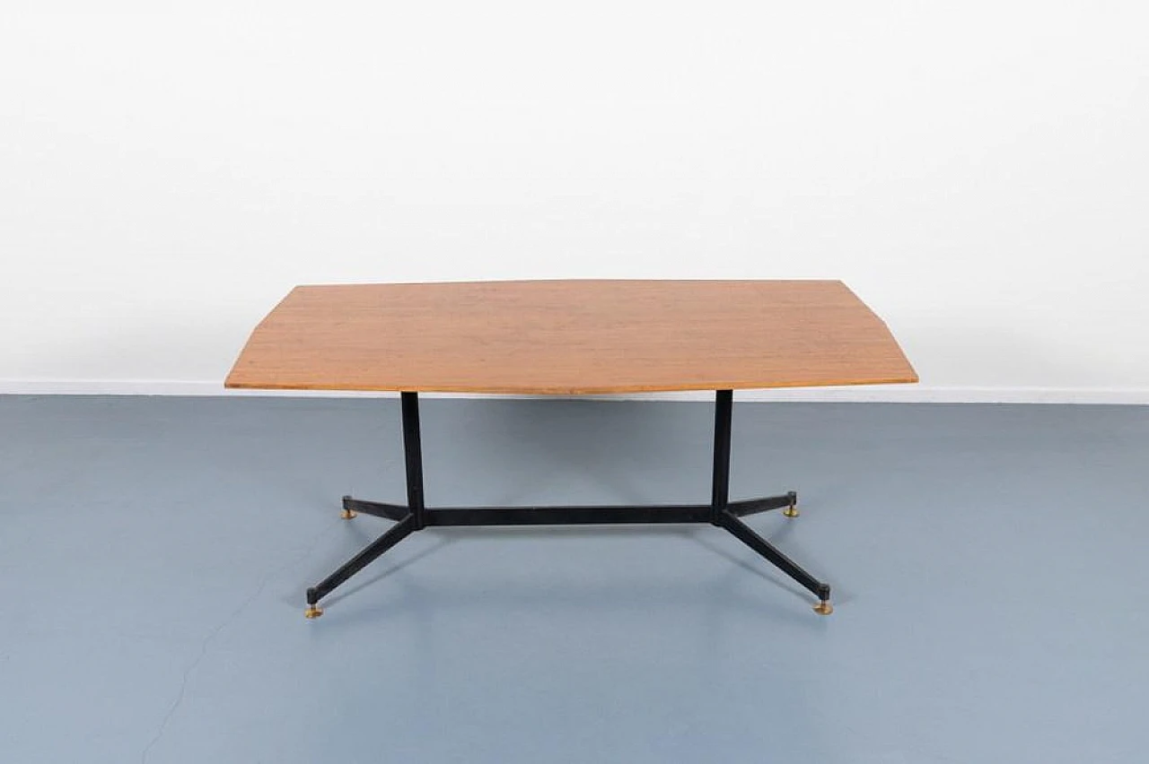 Mid-Century Modern Italian Table from Ignazio Gardella, 1960s 1