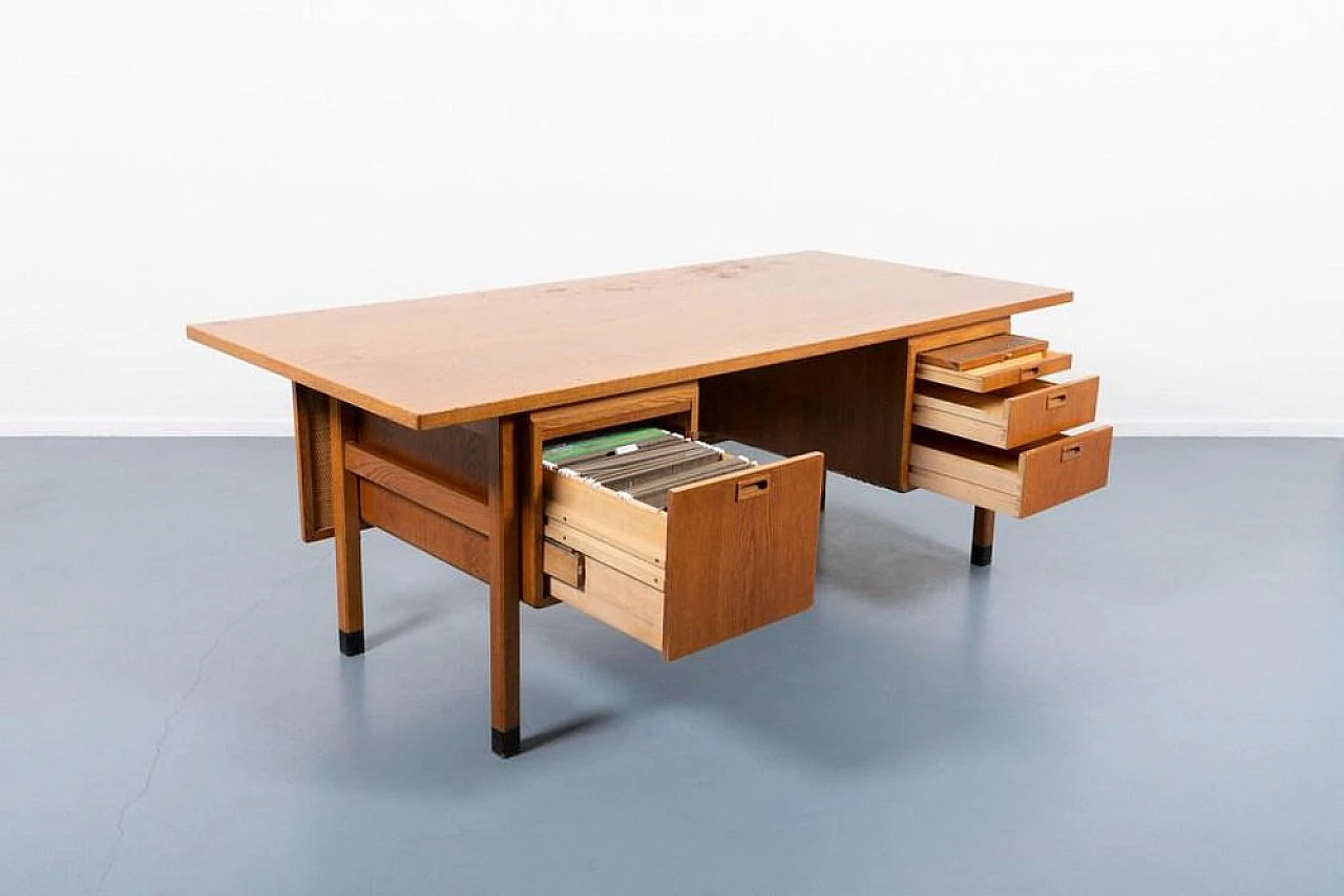 Swedish oak desk by Atvidabergs, 1960s 2