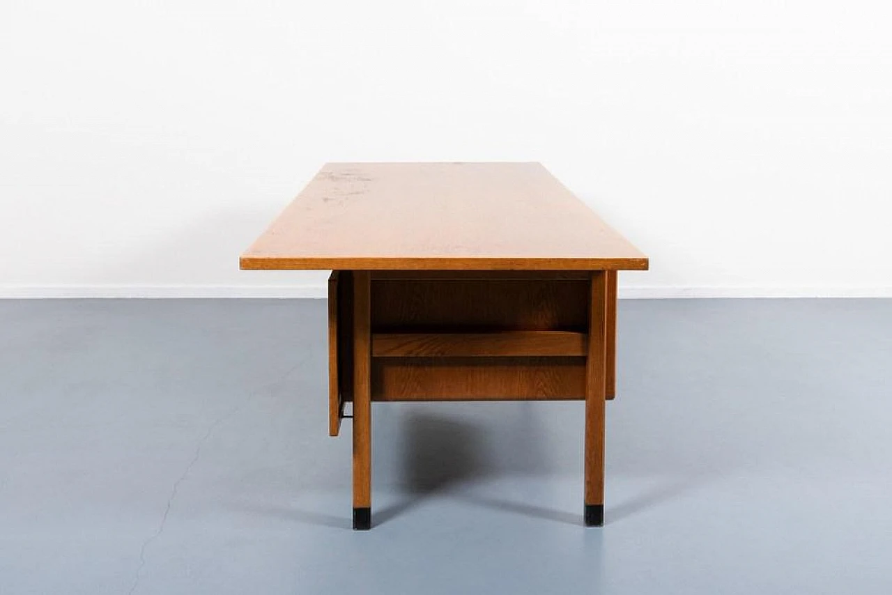 Swedish oak desk by Atvidabergs, 1960s 7