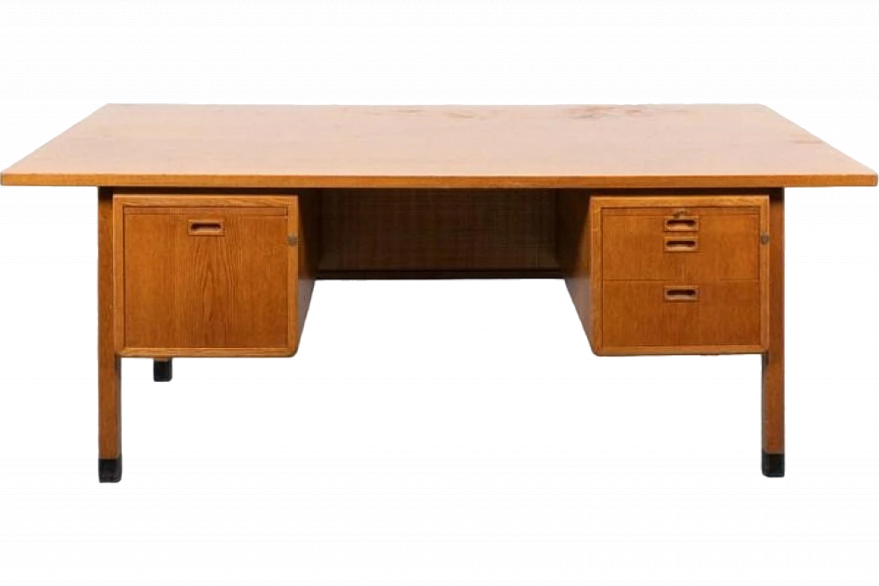 Swedish oak desk by Atvidabergs, 1960s 14