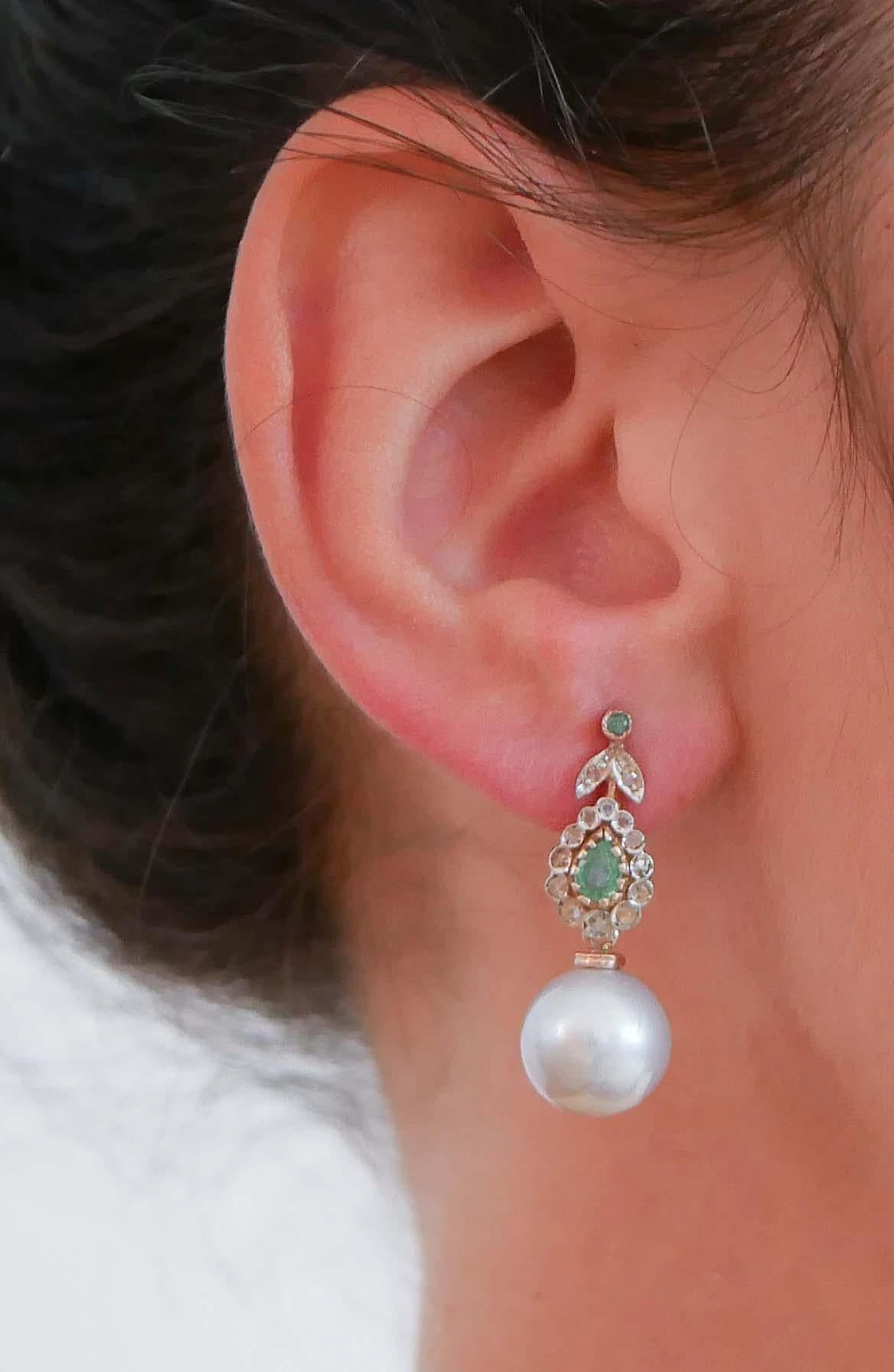 Grey Pearls, Emeralds, Diamonds, Rose Gold and Silver Earrings. 5