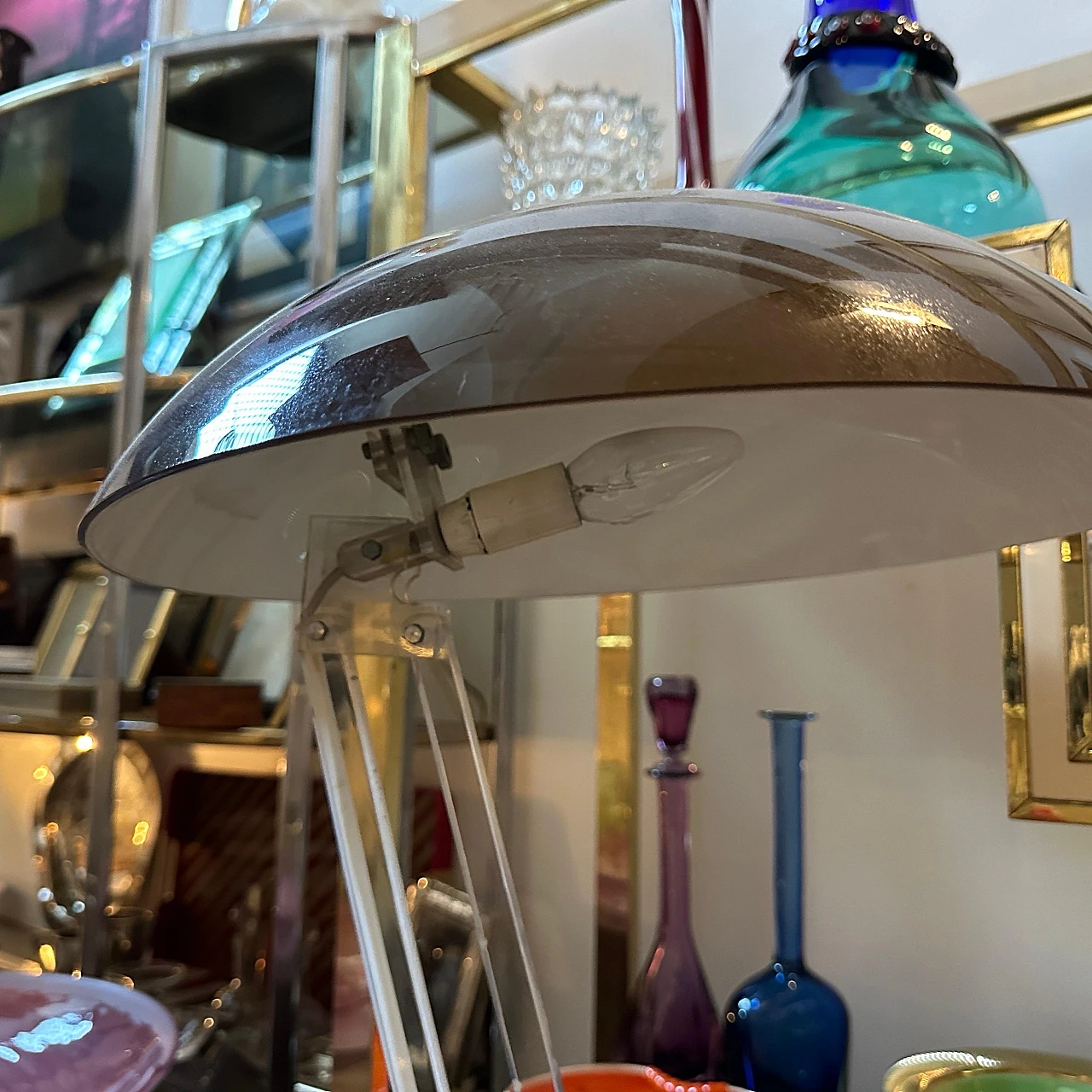 Transparent lucite and brown plastic table lamp, 1970s 6