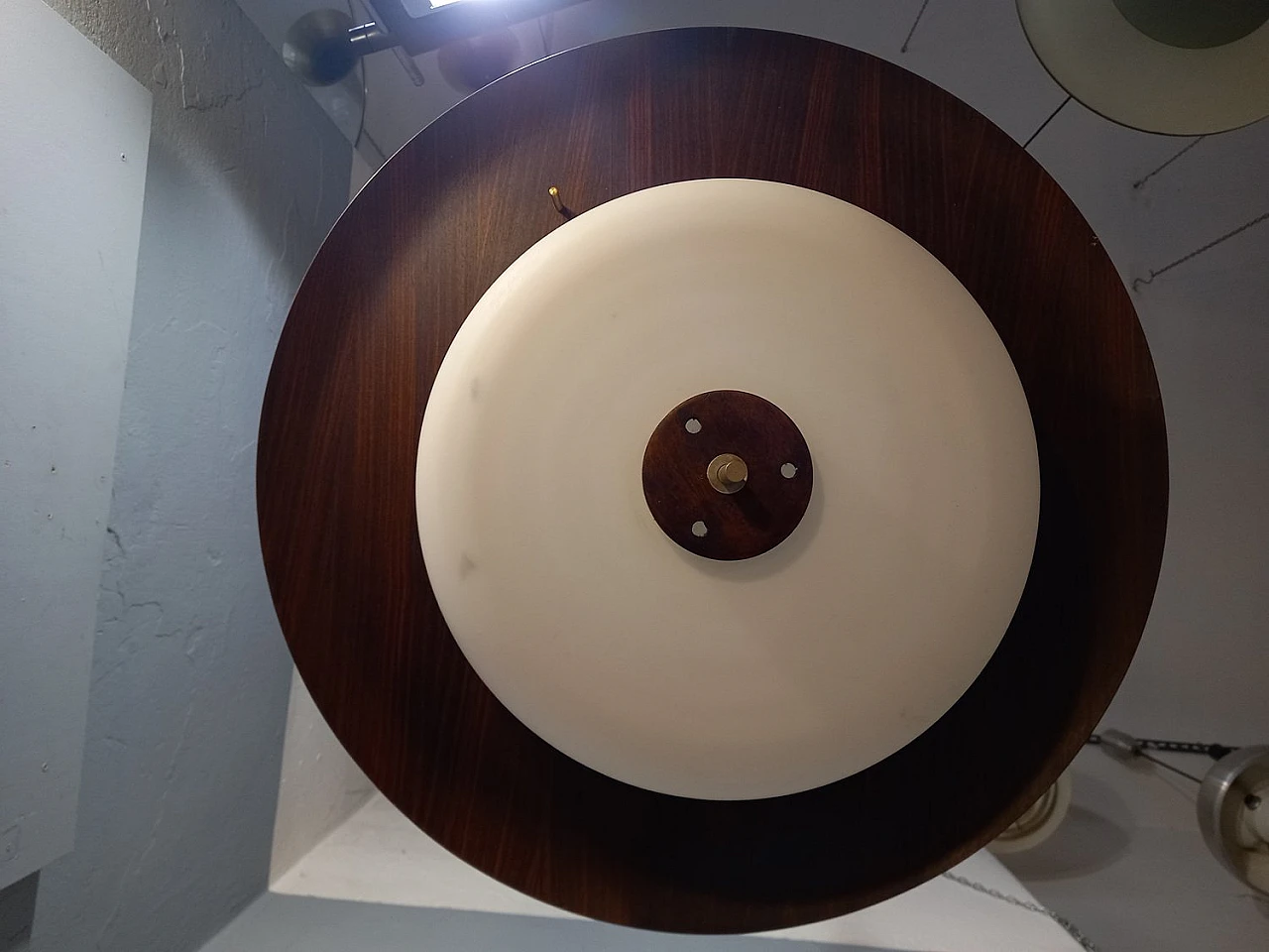 Lampada da soffitto in teak finemente curvato a vapore e vetro opalino di Goffredo Reggiani per Reggiani, anni '60 4