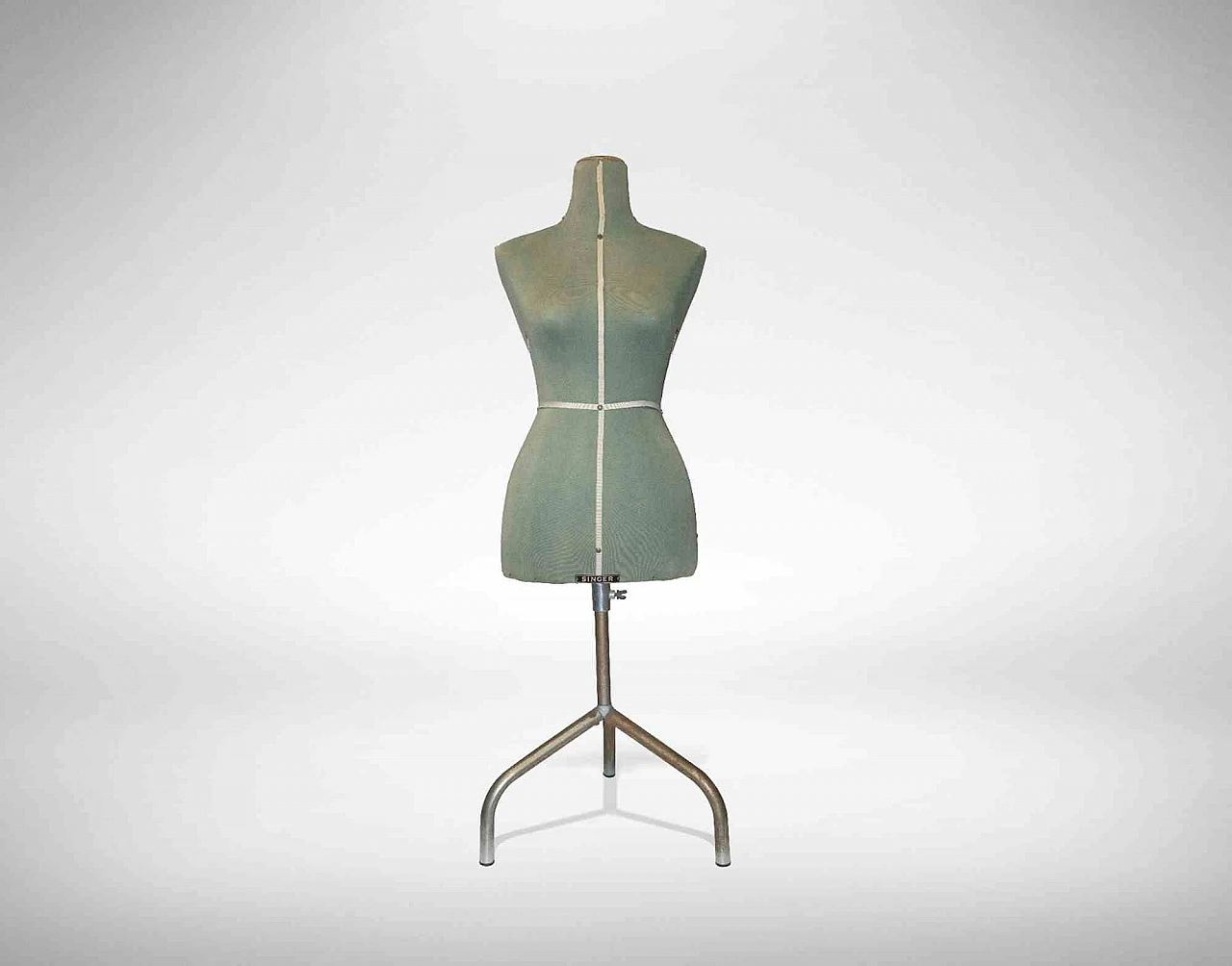 Singer Mannequin 1960s-1970s 1