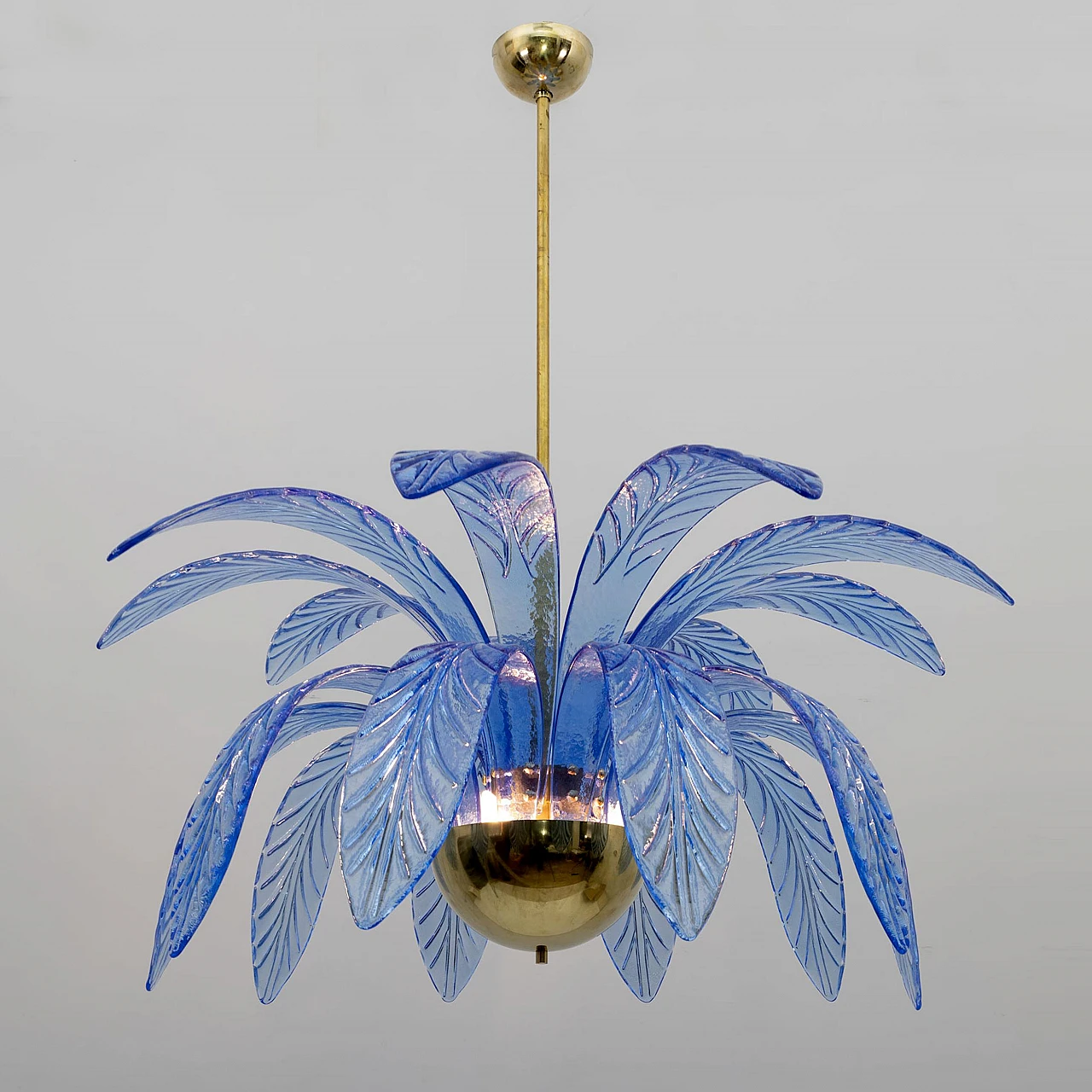 Pair of Mid-Century Modern Palm Leaves Chandelier Murano Glass and Brass, 1970s 4