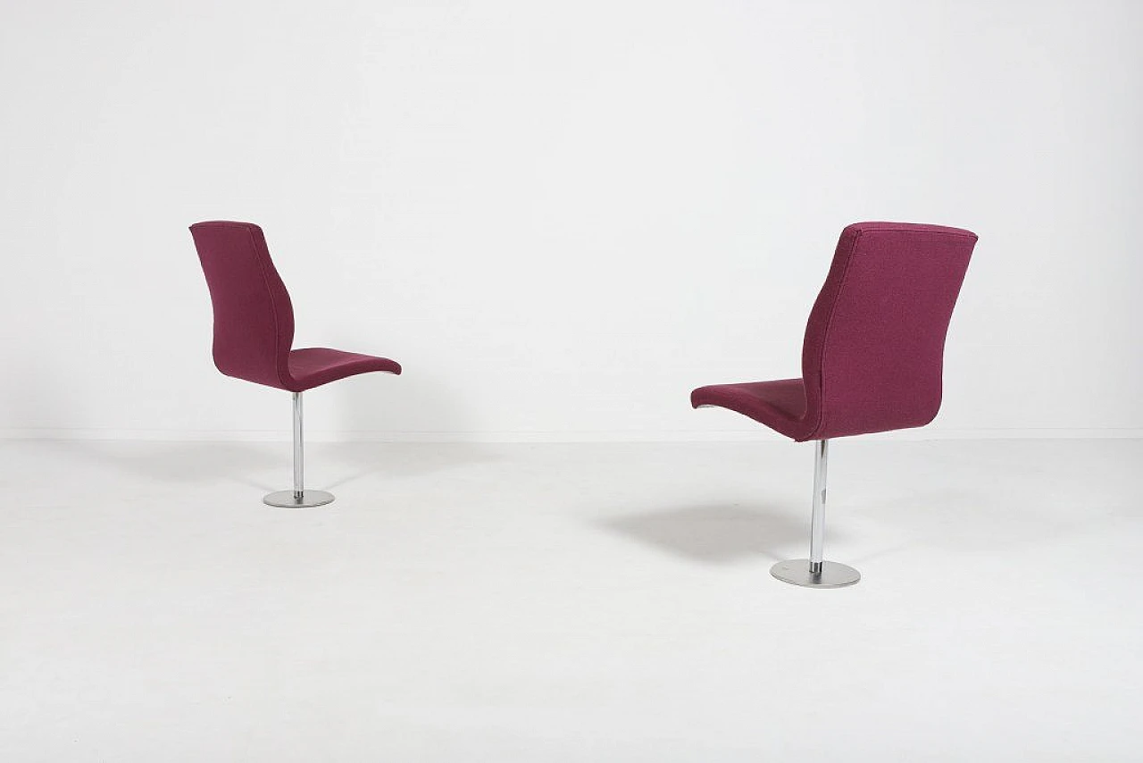 Pair of Oxford chairs by Arne Jacobsen for Fritz Hansen, 1960s 4