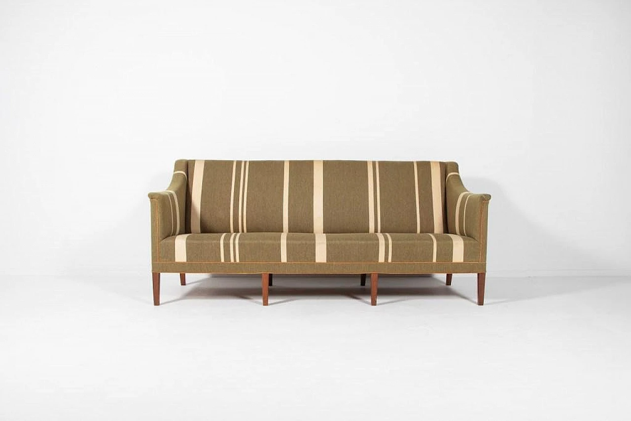 Sofa 6092 by Kaare Klint for Rud. Rasmussen, 1940s 2