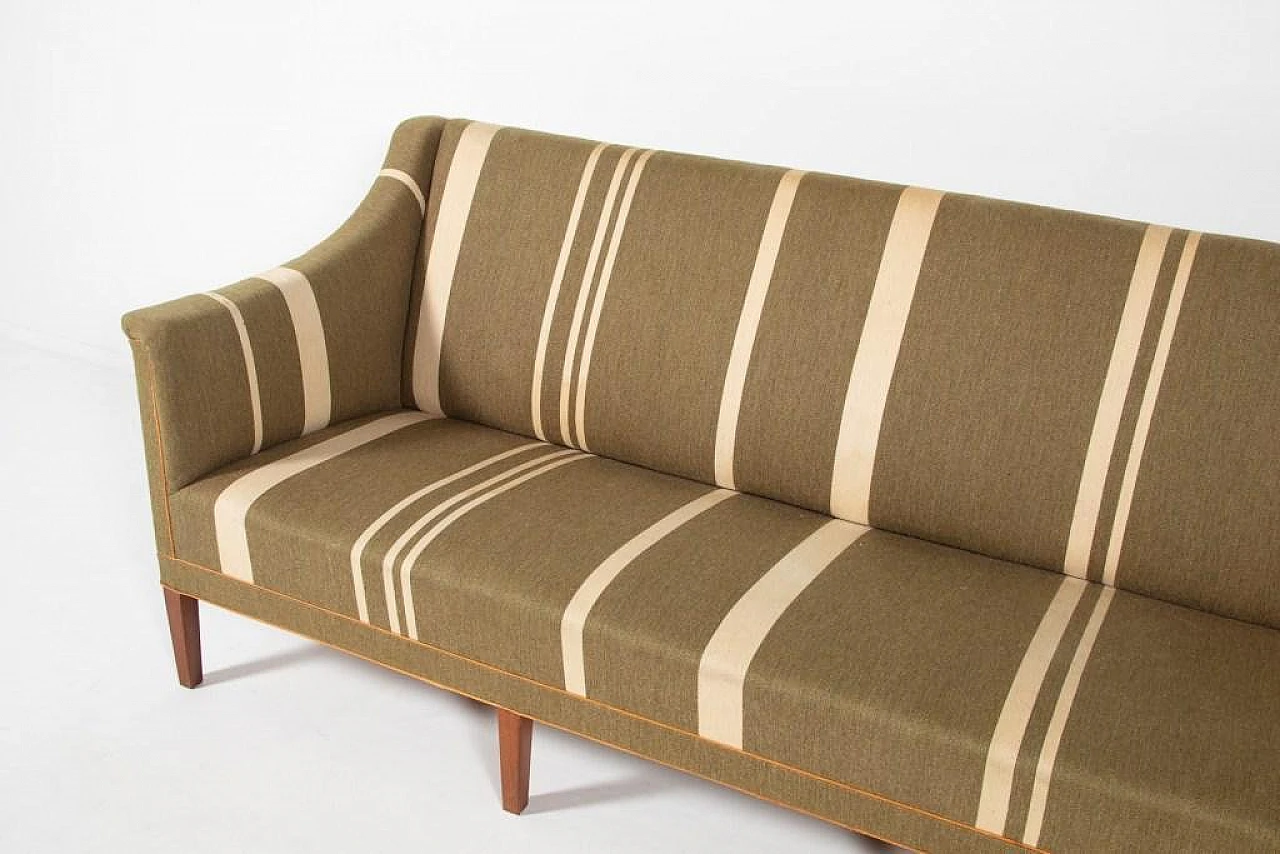 Sofa 6092 by Kaare Klint for Rud. Rasmussen, 1940s 3