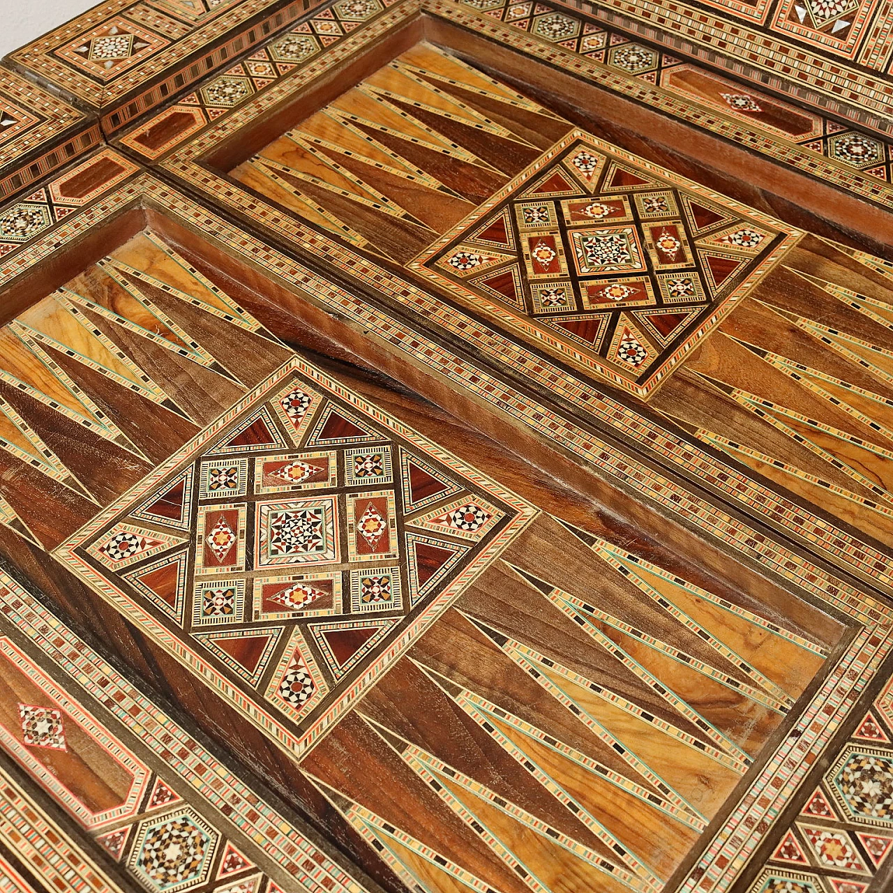 Mahogany veneer game table, inlaid in the certosina style 7