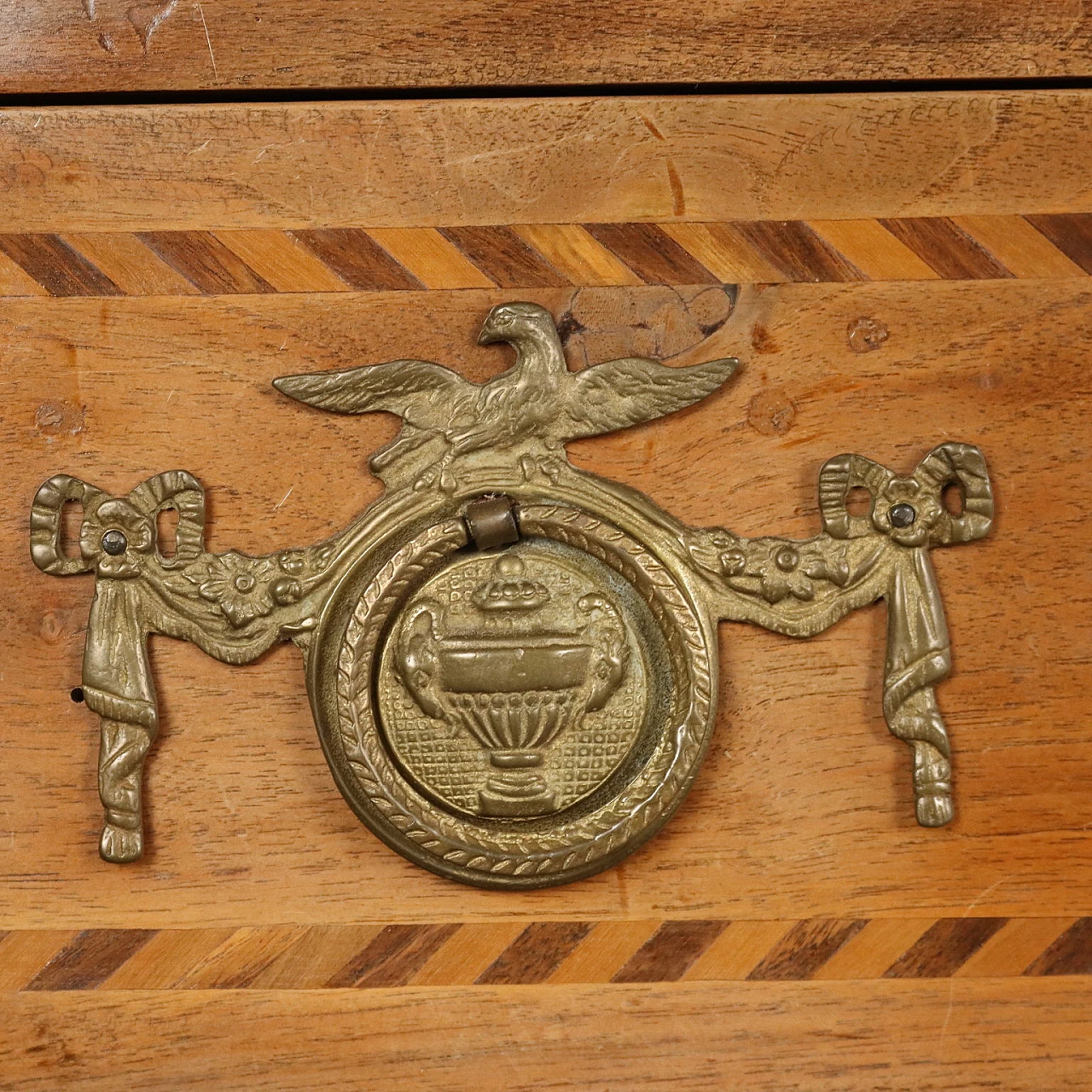 Walnut & spruce flap desk with drawers & truncated feet, 18th century 7