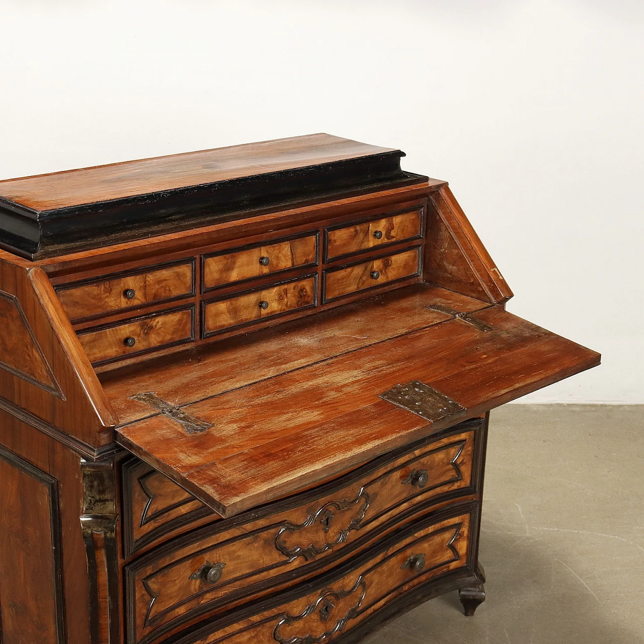 Baroque-style secrétaire with drawers in walnut & ebonised wood 4