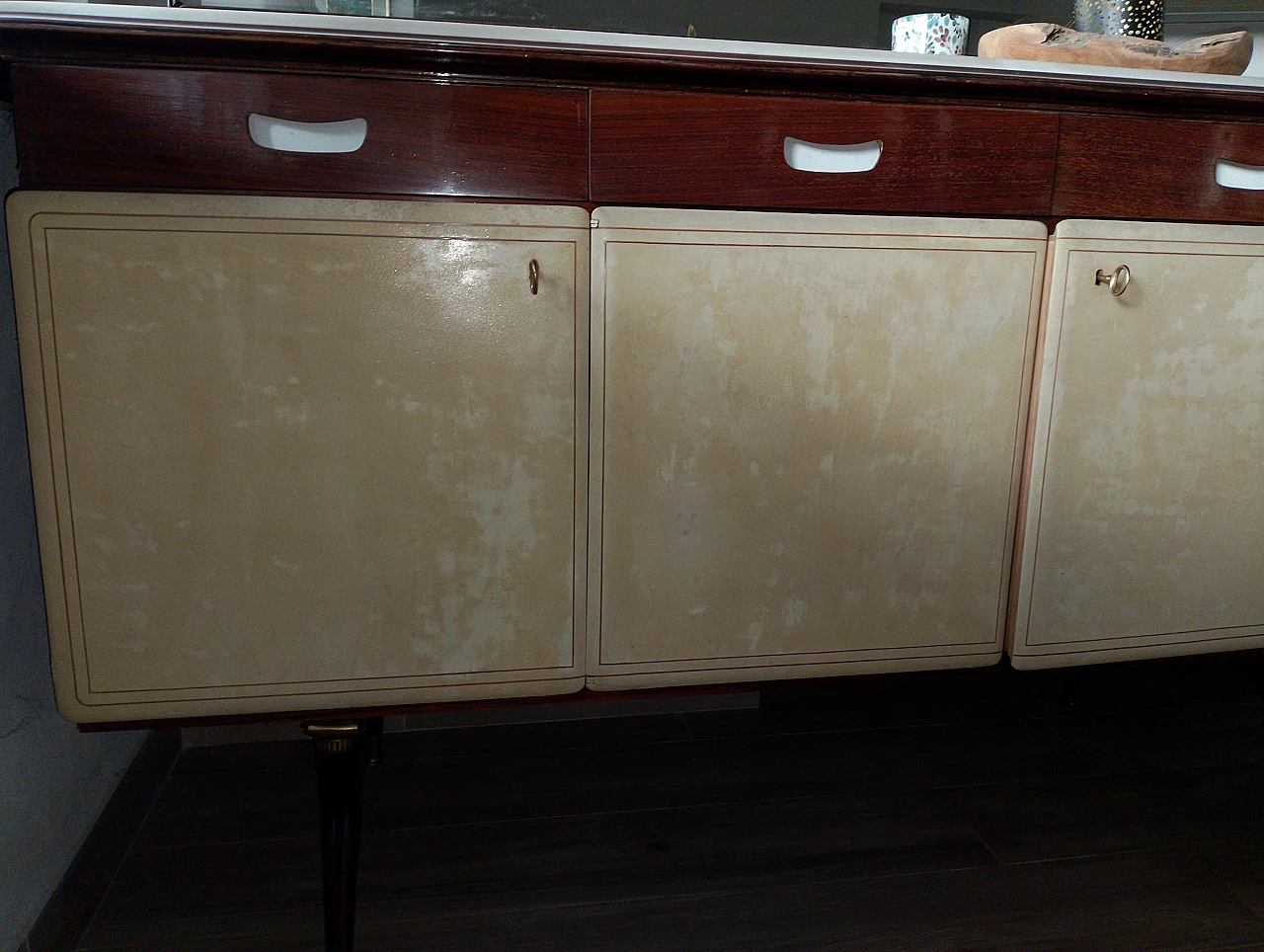 Rosewood & mahogany sideboard with glass doors by V. Dassi, 1960s 21