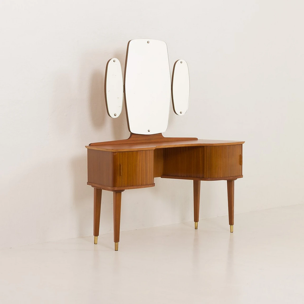 Teak dressing table with mirror by Viken Møbelfabrikk, 1950s 1