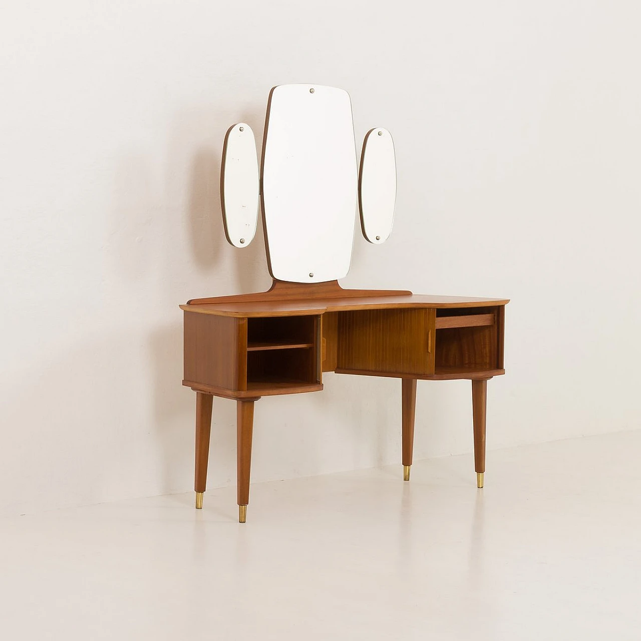 Teak dressing table with mirror by Viken Møbelfabrikk, 1950s 3