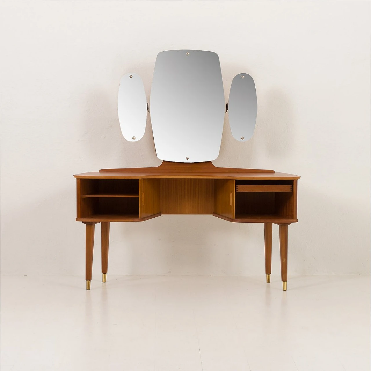 Teak dressing table with mirror by Viken Møbelfabrikk, 1950s 4