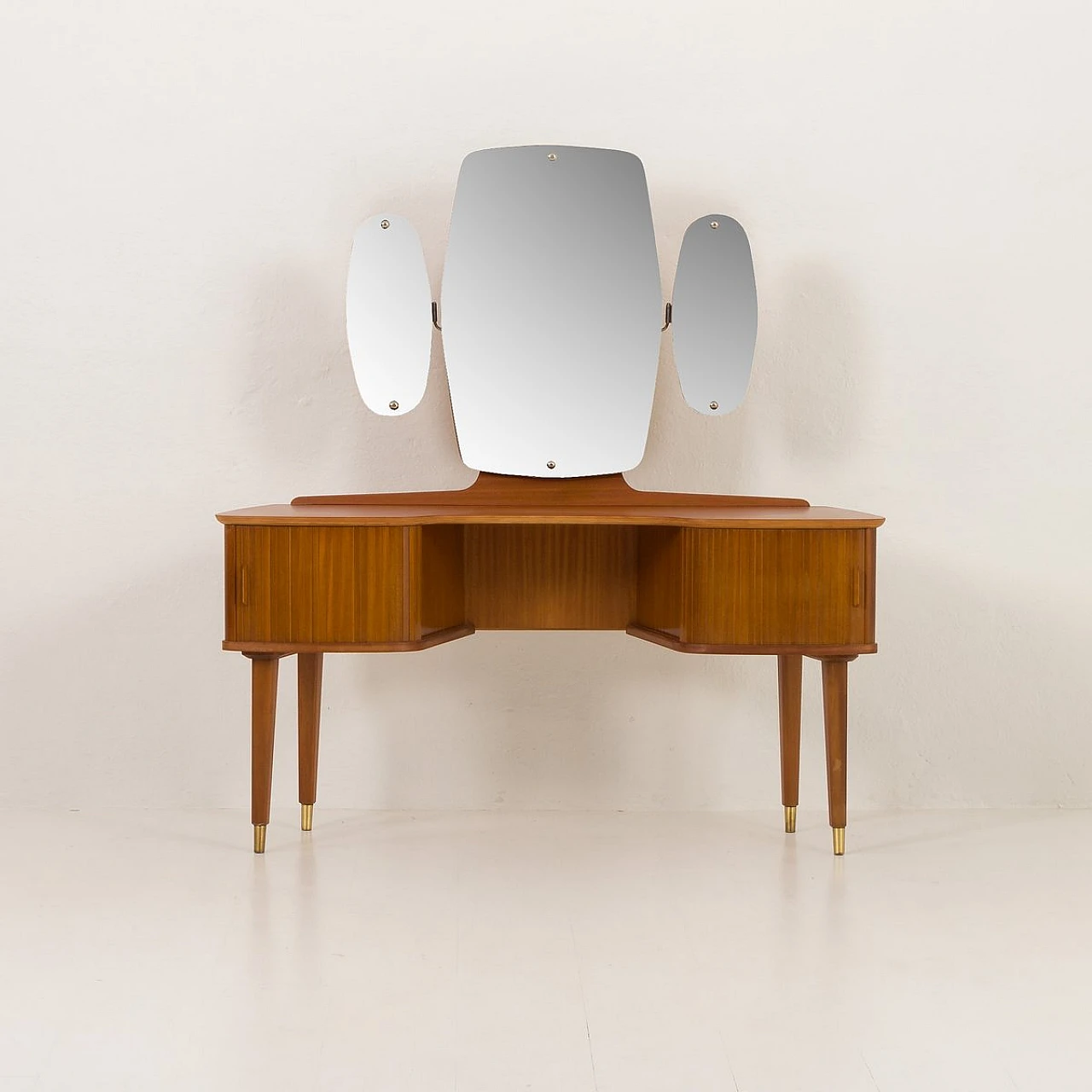 Teak dressing table with mirror by Viken Møbelfabrikk, 1950s 5