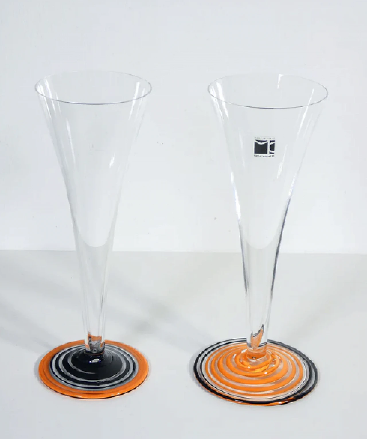 Pair of Murano blown glass goblets by Carlo Moretti, 1970s 1