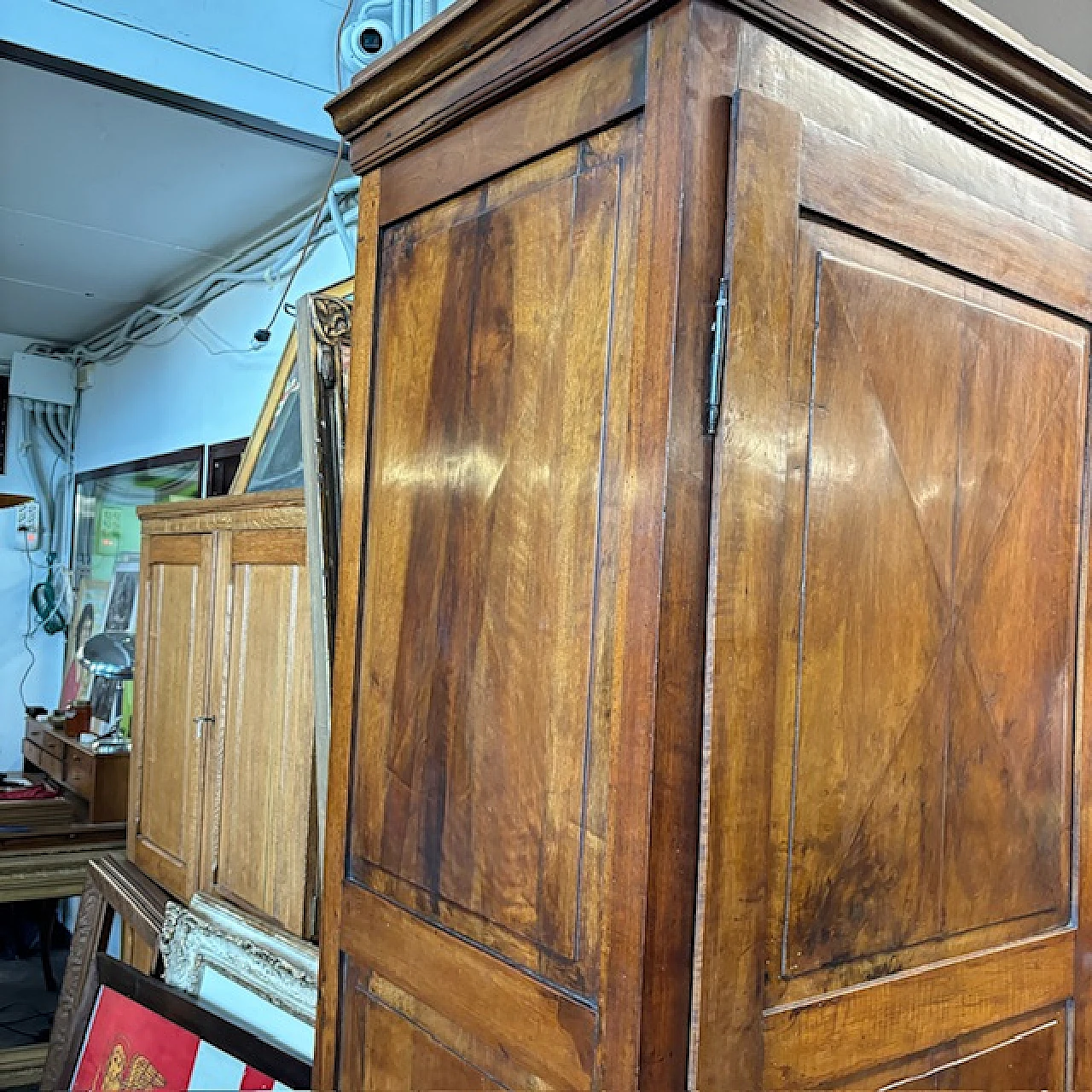 Walnut cupboard with diamond doors, 1810 5