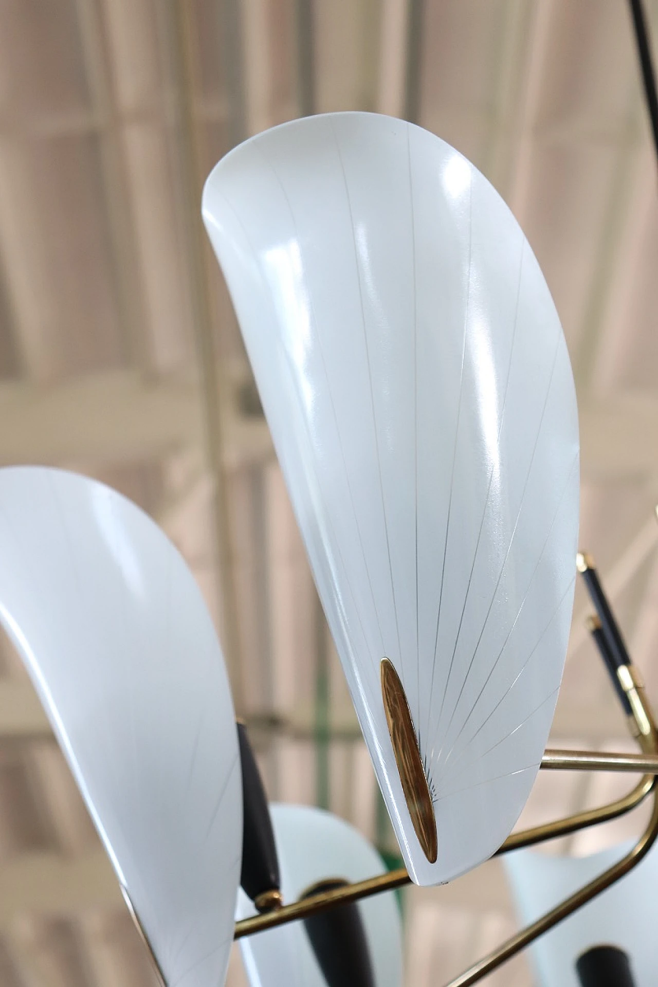 Eight-light chandelier with petal glass shades, 1950s 15