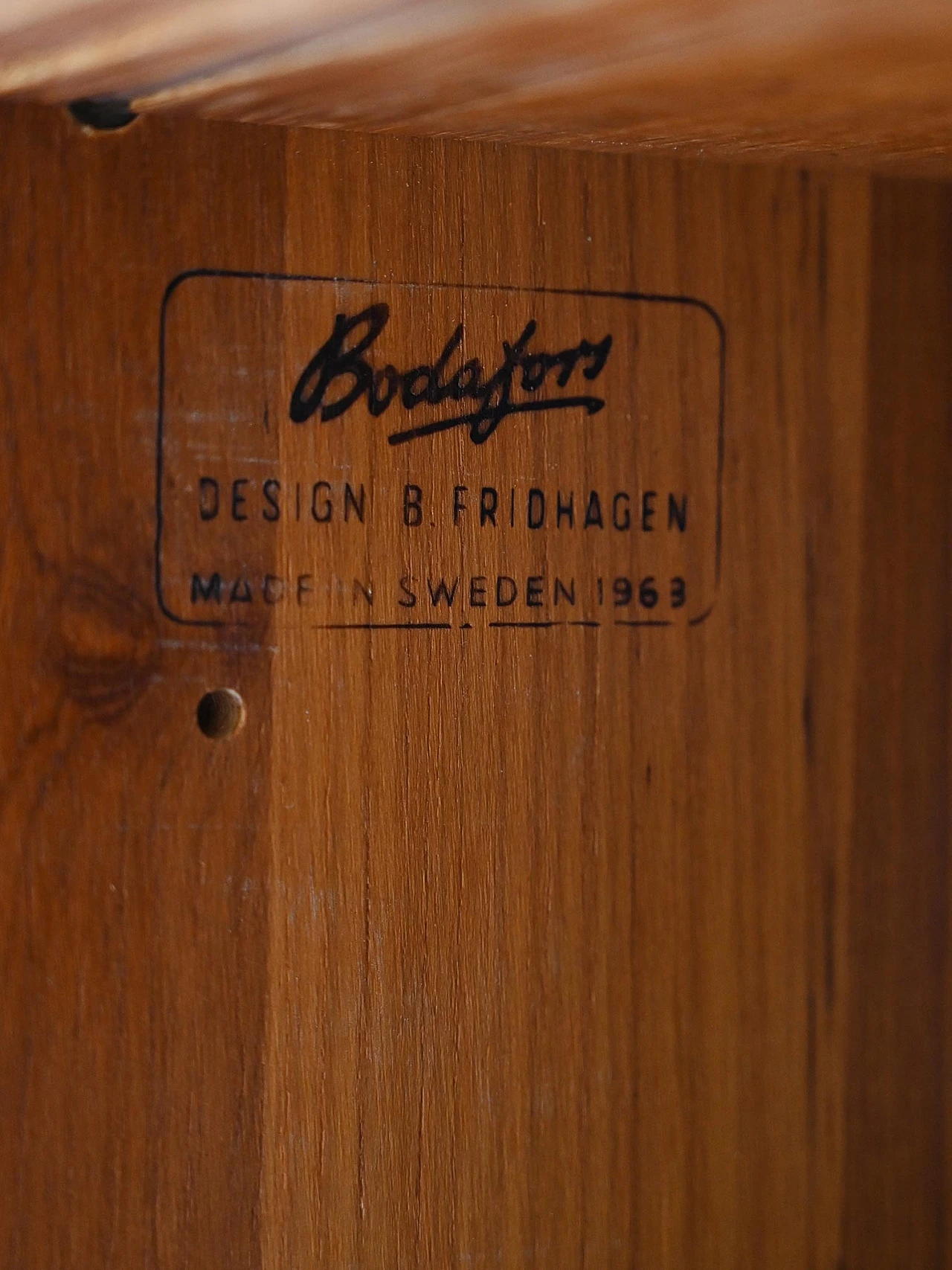 Teak sideboard with curved wooden handles by Bodafors, 1960s 10