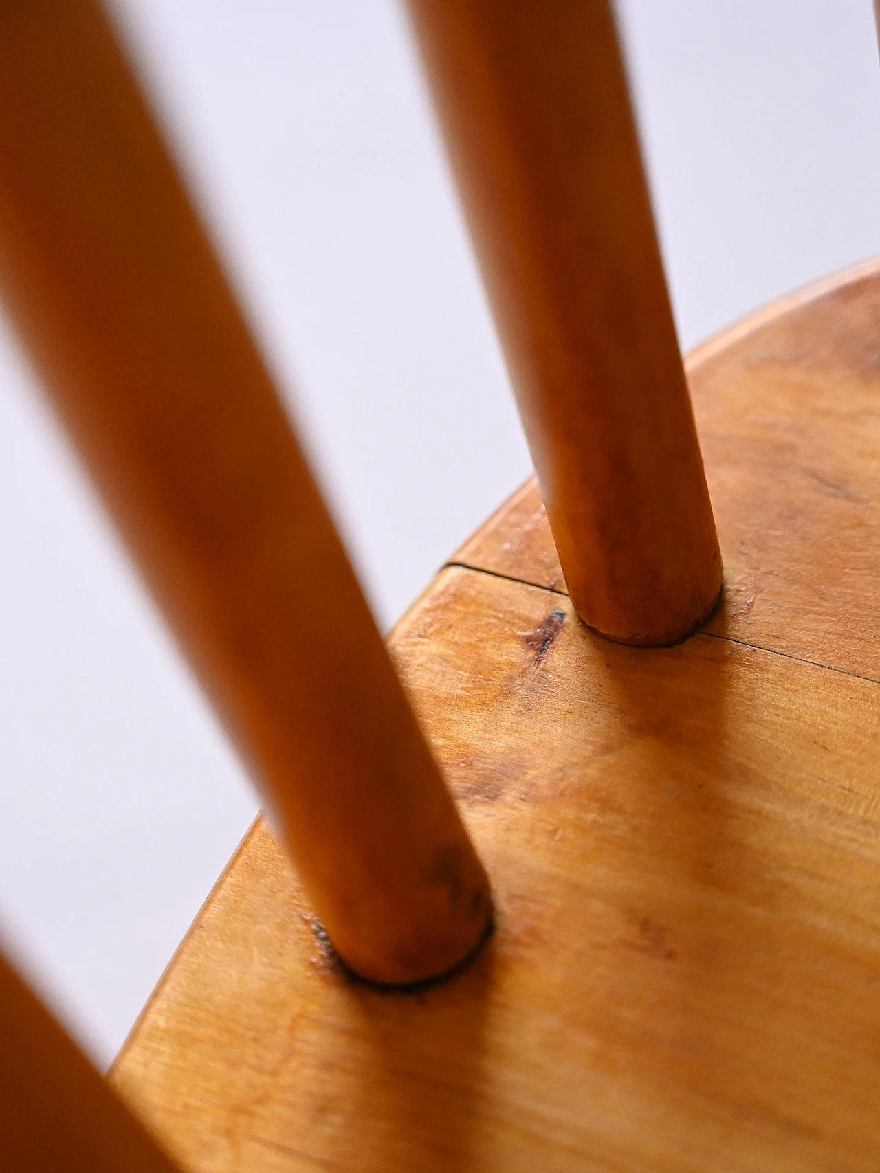 4 Scandinavian beech chairs, 1960s 7