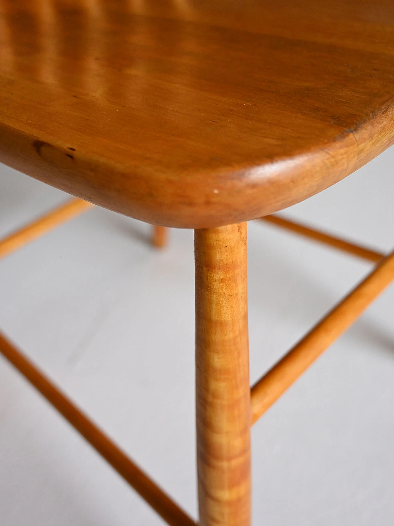 4 Scandinavian beech chairs, 1960s 9