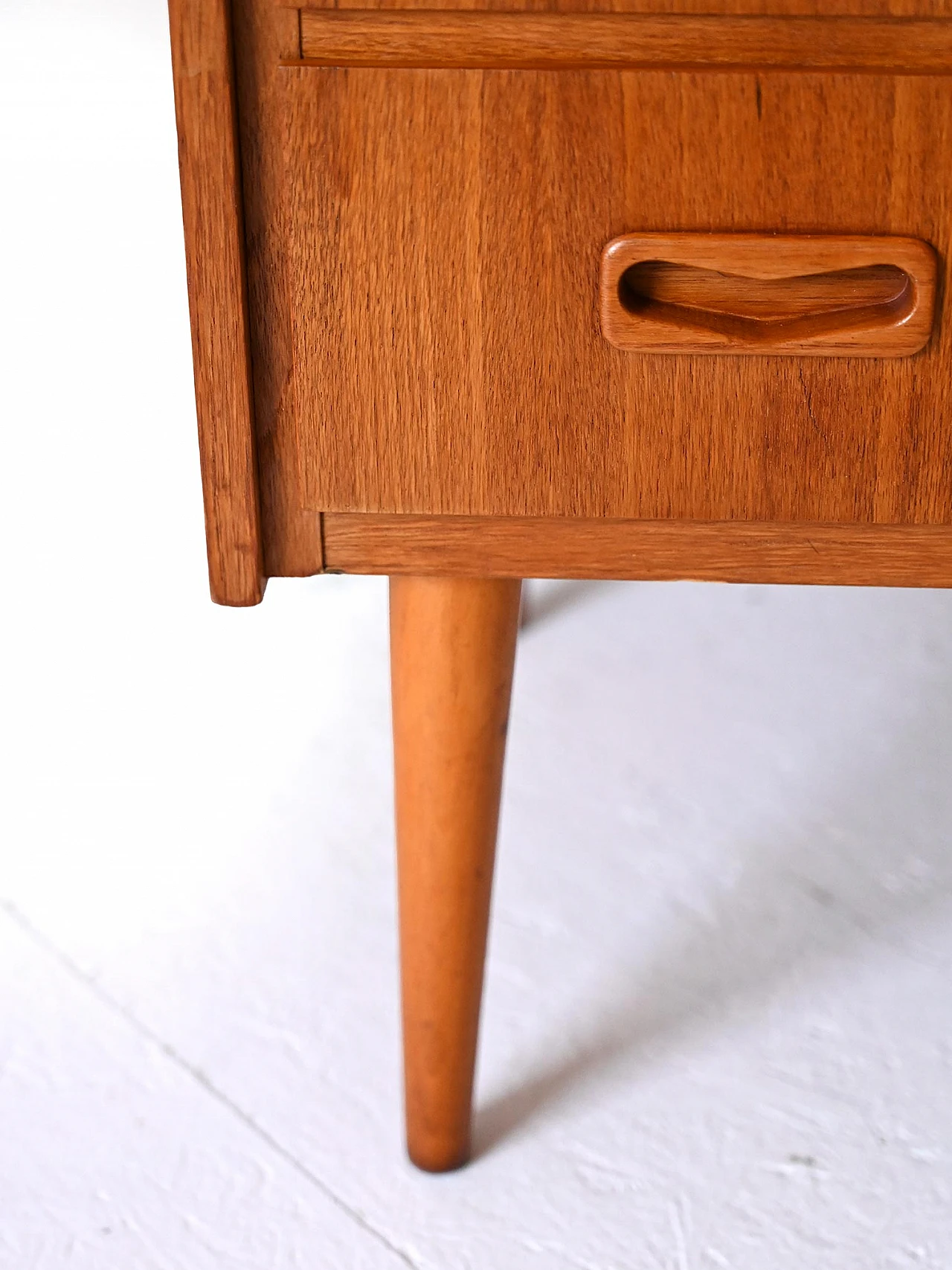 Scandinavian teak six-drawer dresser, 1960s 7