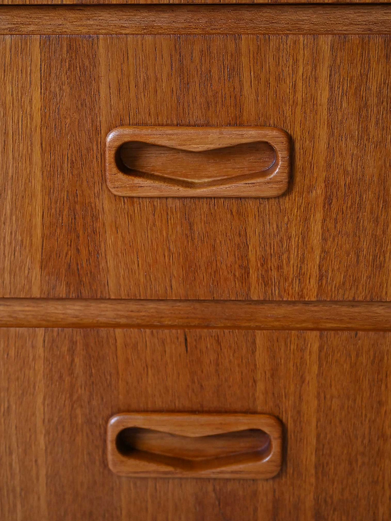 Scandinavian teak six-drawer dresser, 1960s 10