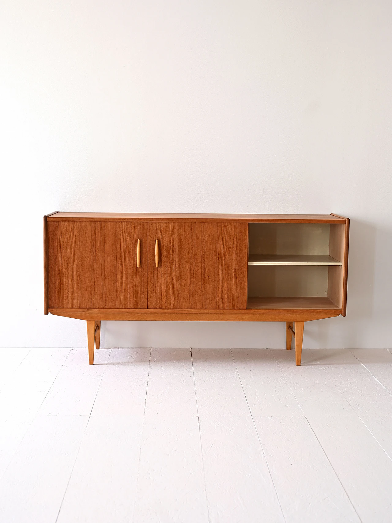 Scandinavian sideboard with central drawers, 1960s 3