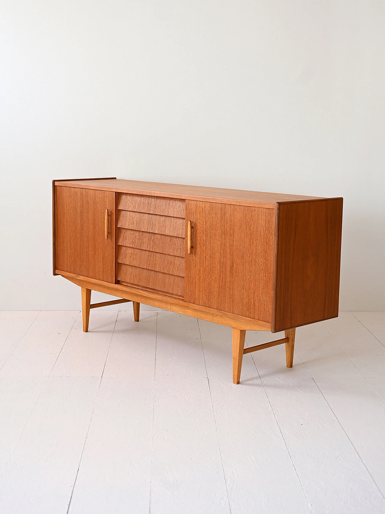 Scandinavian sideboard with central drawers, 1960s 7