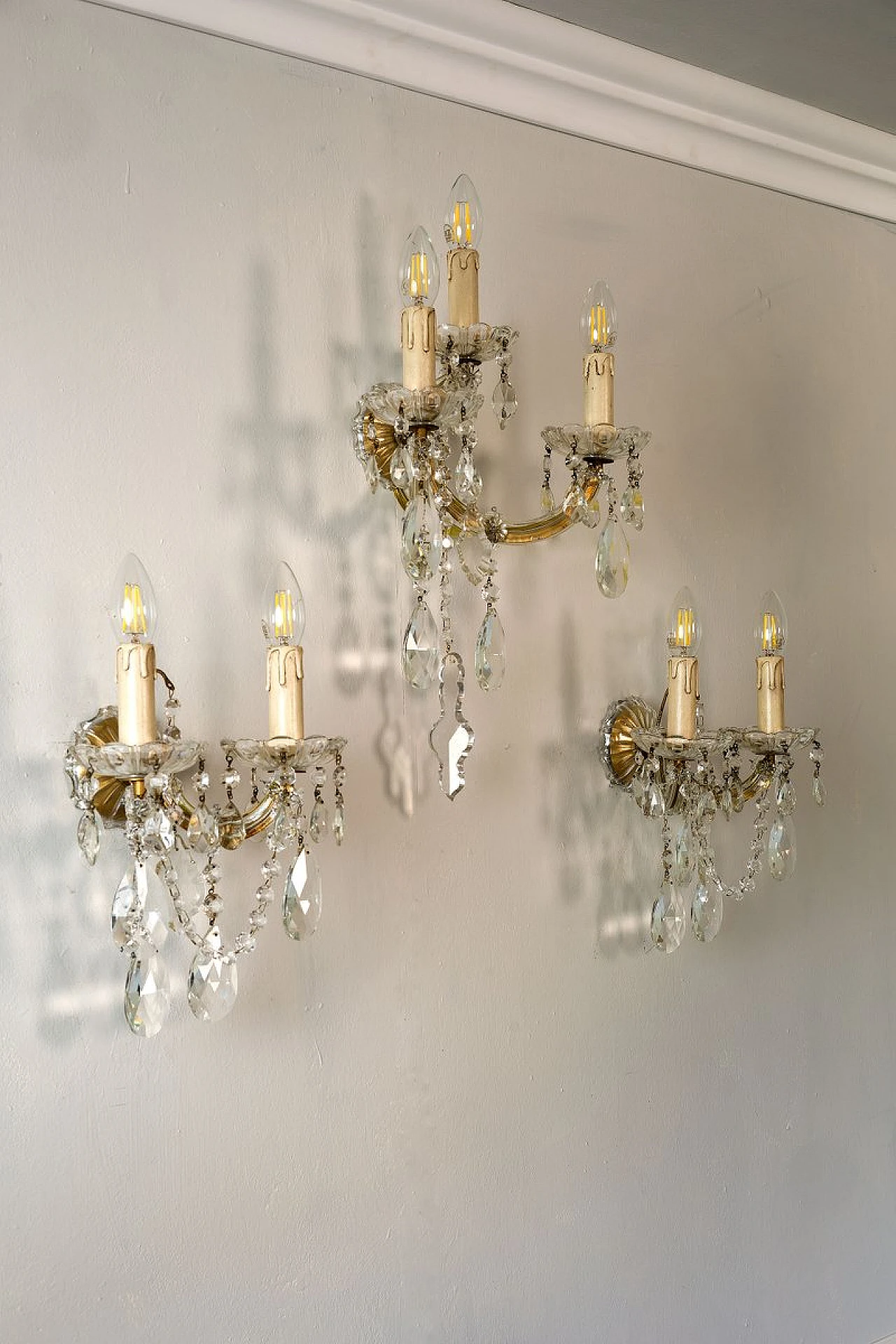 3 Crystal wall lamps in Maria Theresa style, 1940s 8