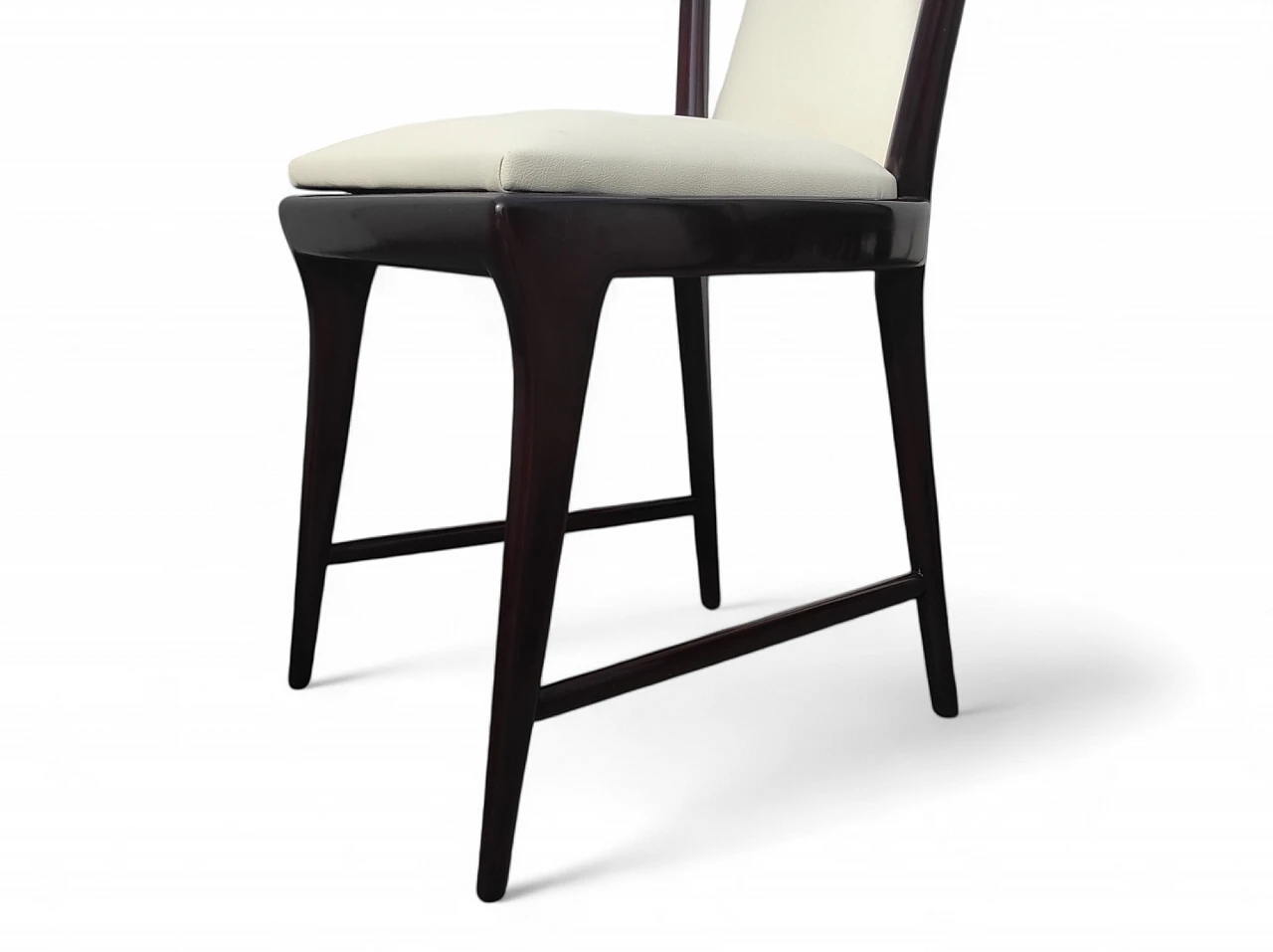 6 Dining chairs in the style of Osvaldo Borsani, 1940s 7