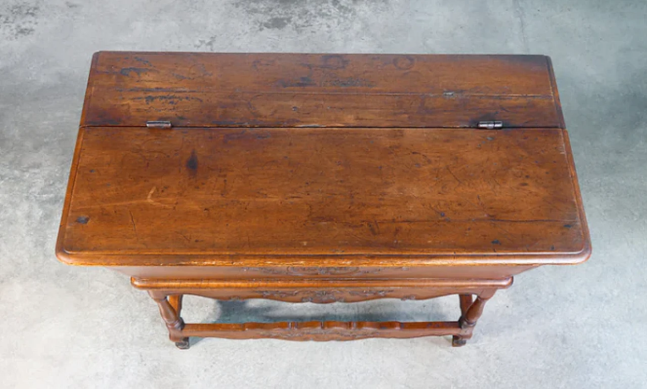 Walnut sideboard with base decorated in bas-relief, 19th century 7