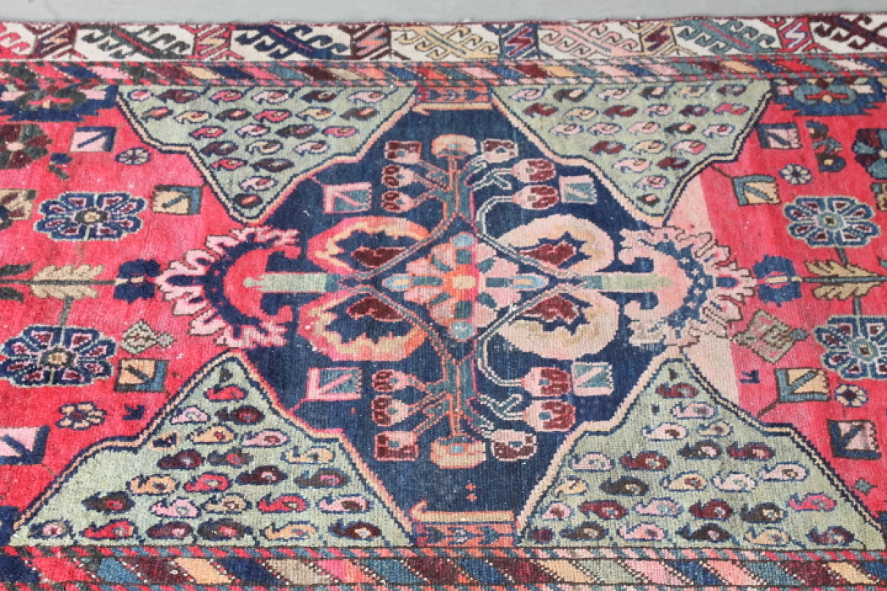 Hand-knotted Persian carpet, early 20th century 3