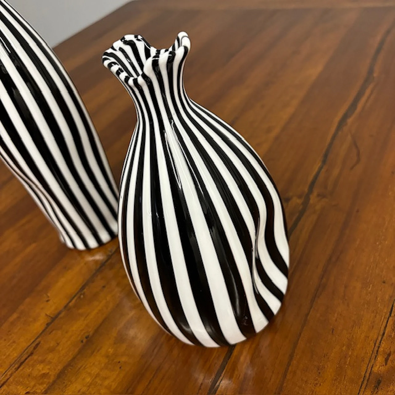 Pair of black and white striped Murano glass vases, 1930s 3