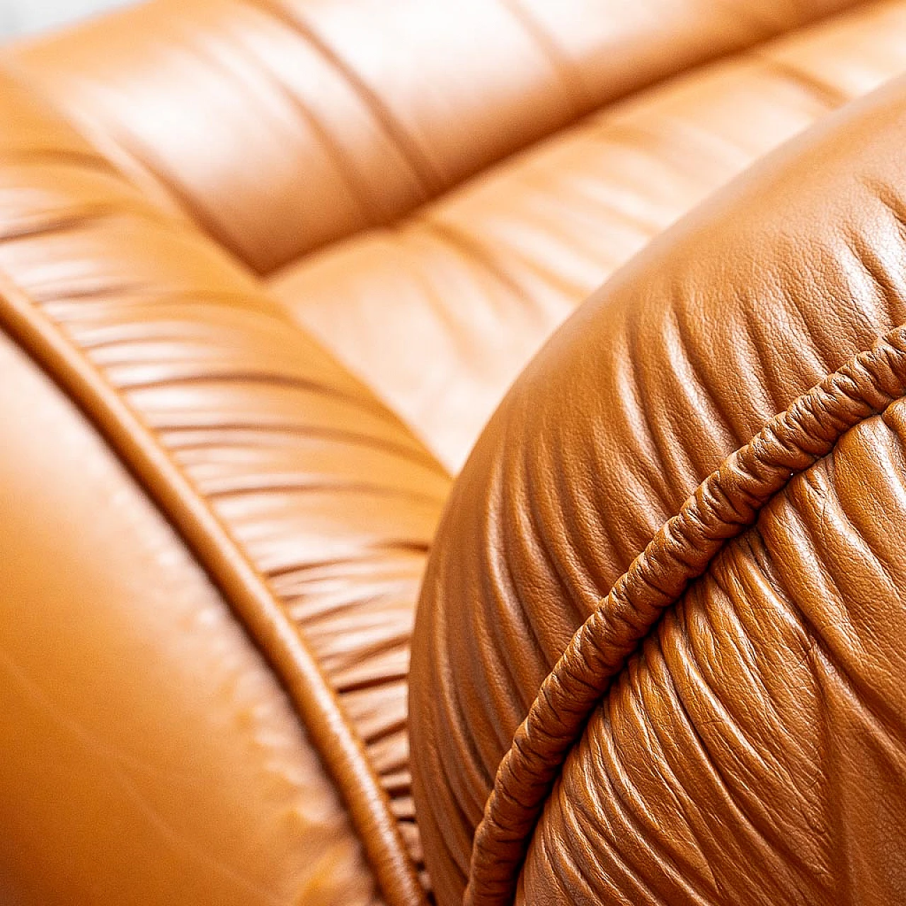 Pair of brown leather armchairs, 1970s 9