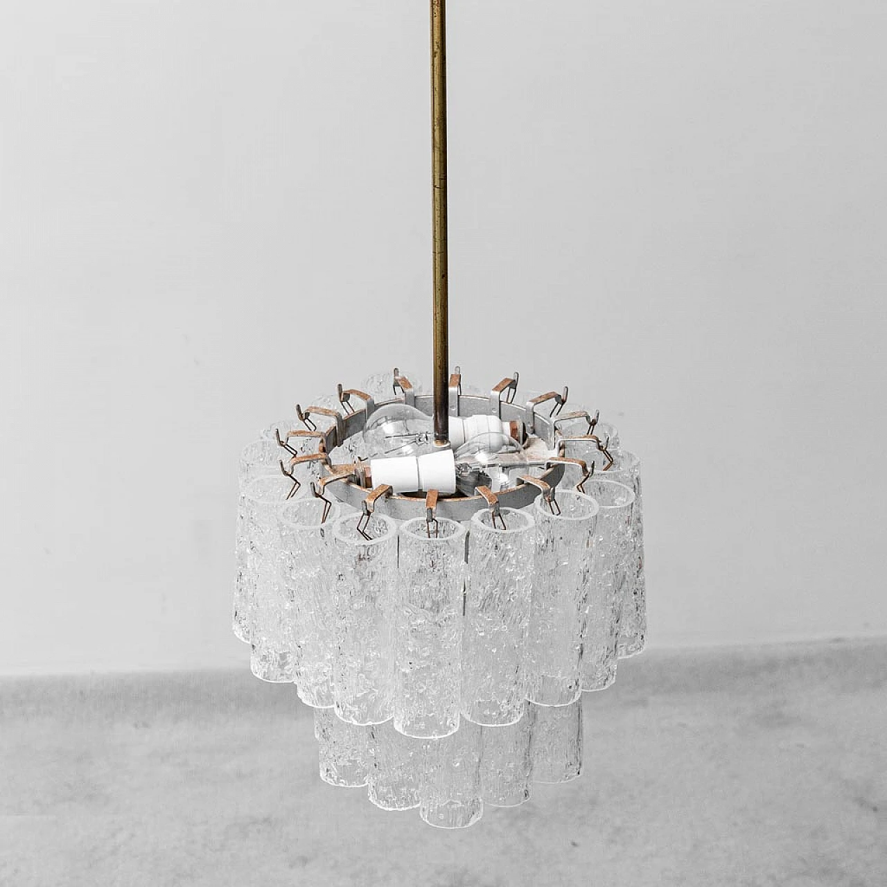 Three-light Murano glass chandelier, 1960s 3