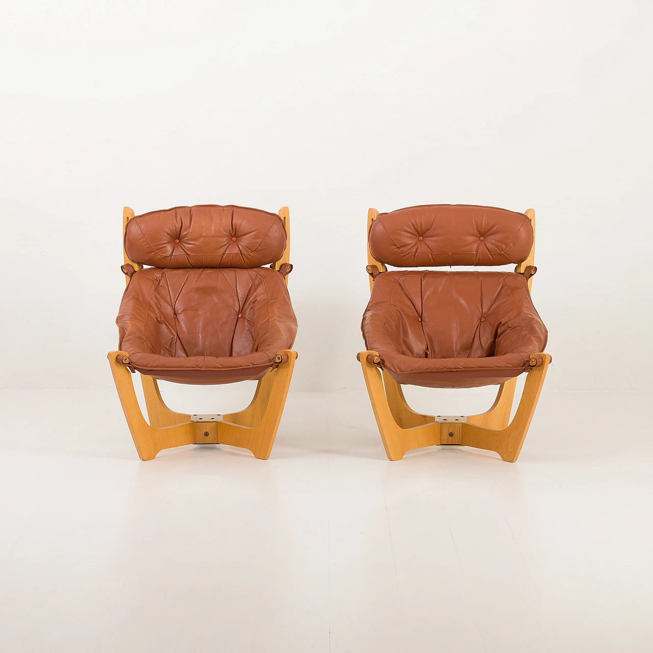 Pair of Luna armchairs by Odd Knutsen for Hjellegjerde, 1970s 5