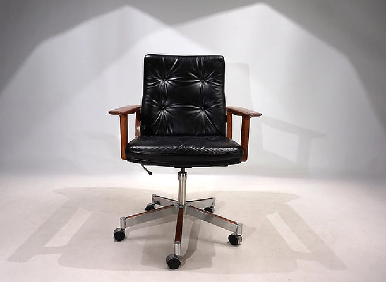 Leather and teak office chair by Arne Vodder for Sibast, 1960s 2