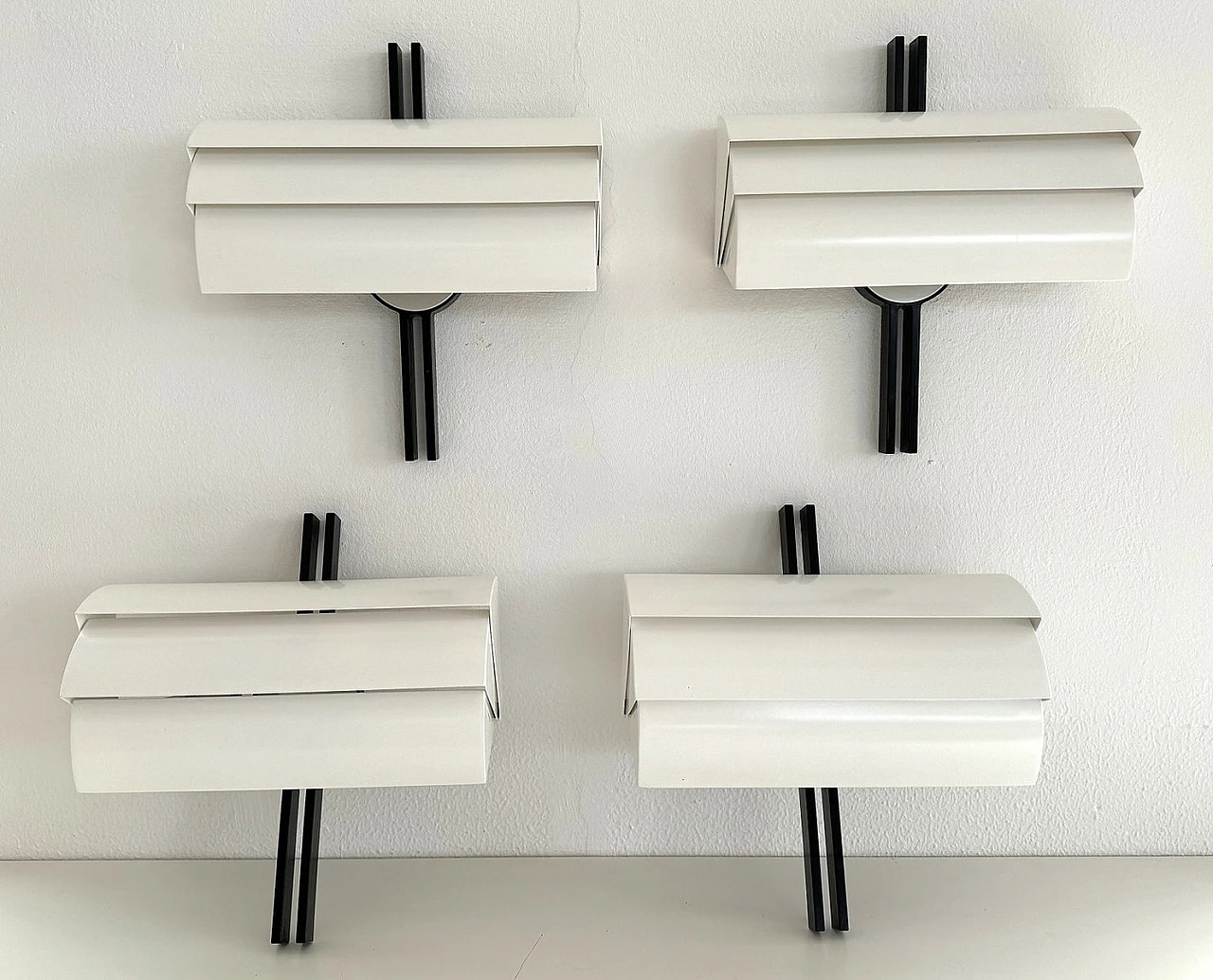 Pair of Stria wall lamps by Ernest Gismondi for Artemide, 1980s 3