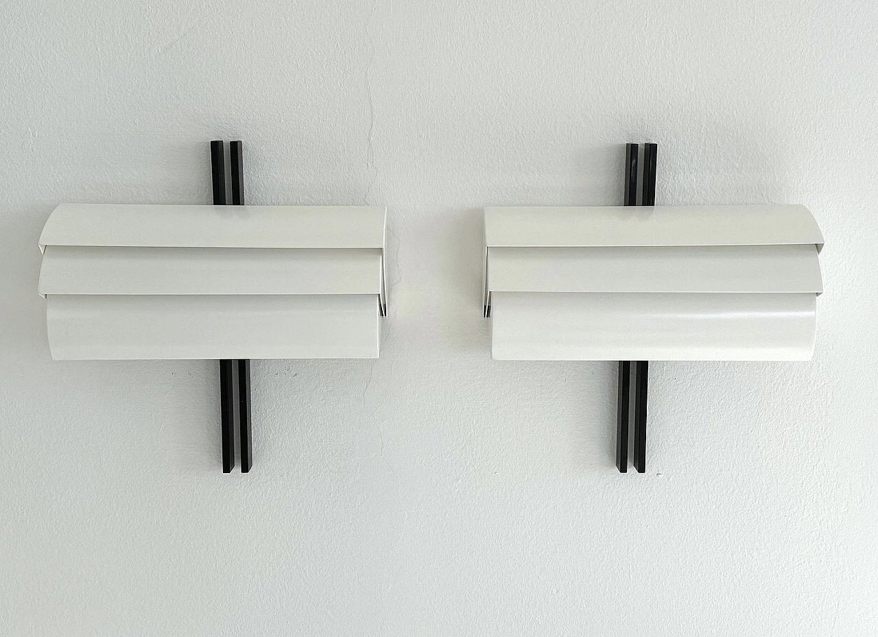 Pair of Stria wall lamps by Ernest Gismondi for Artemide, 1980s 13