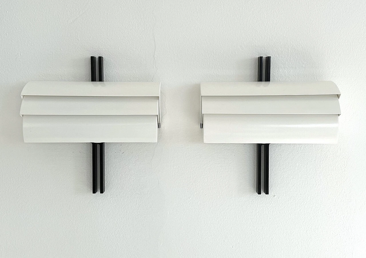 Pair of Stria wall lamps by Ernest Gismondi for Artemide, 1980s 16