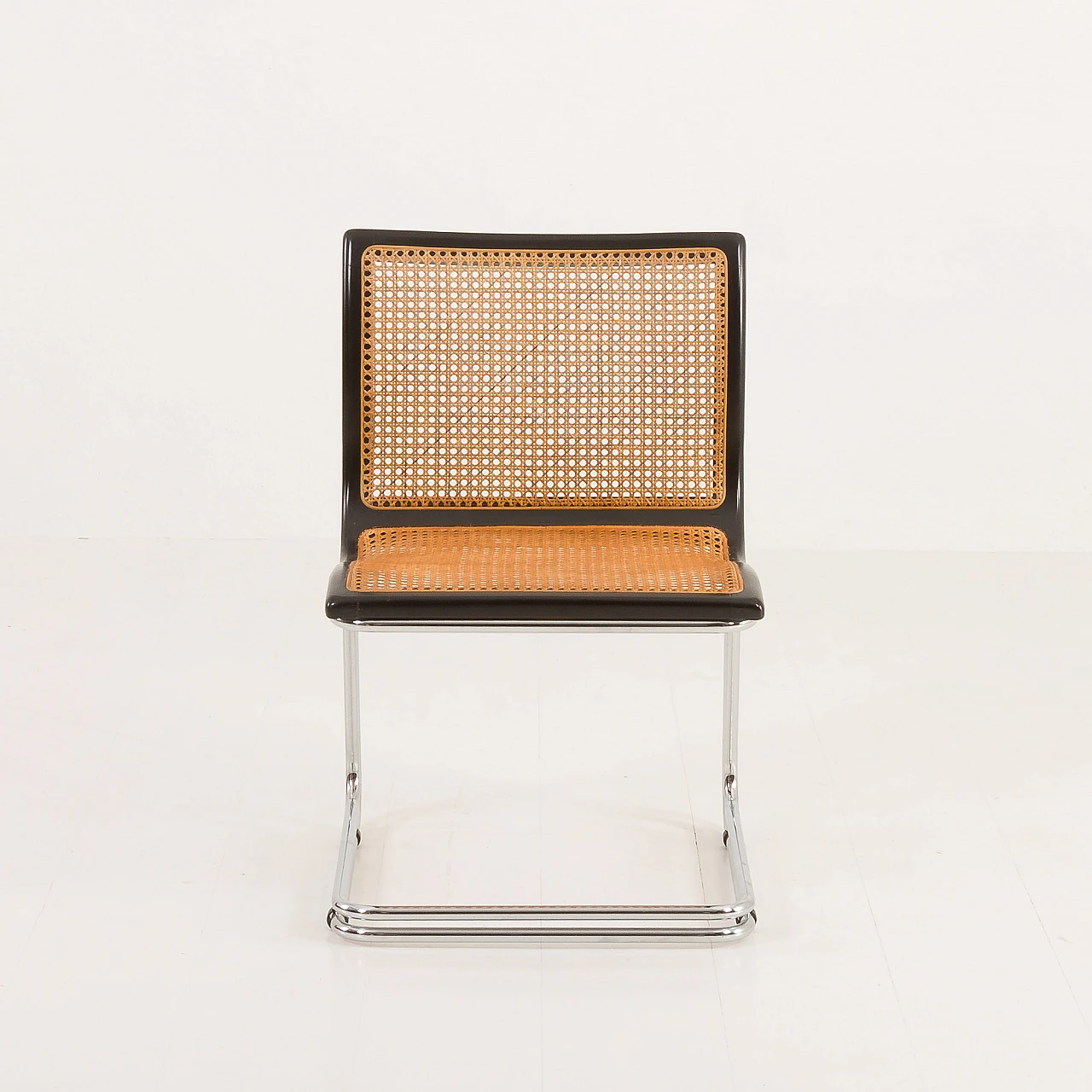 Cantilever chair in chromed steel and Vienna straw, 1970s 4