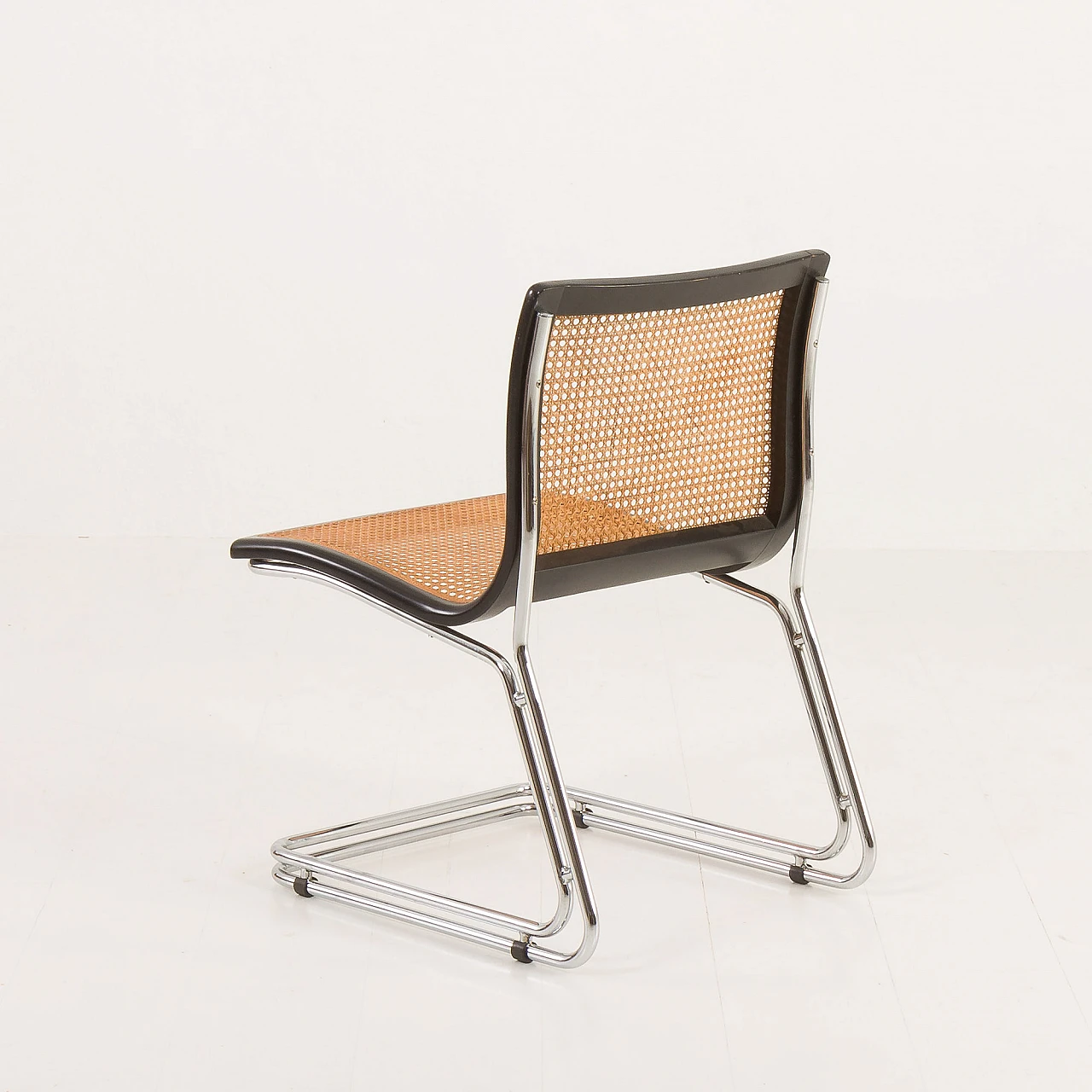 Cantilever chair in chromed steel and Vienna straw, 1970s 8