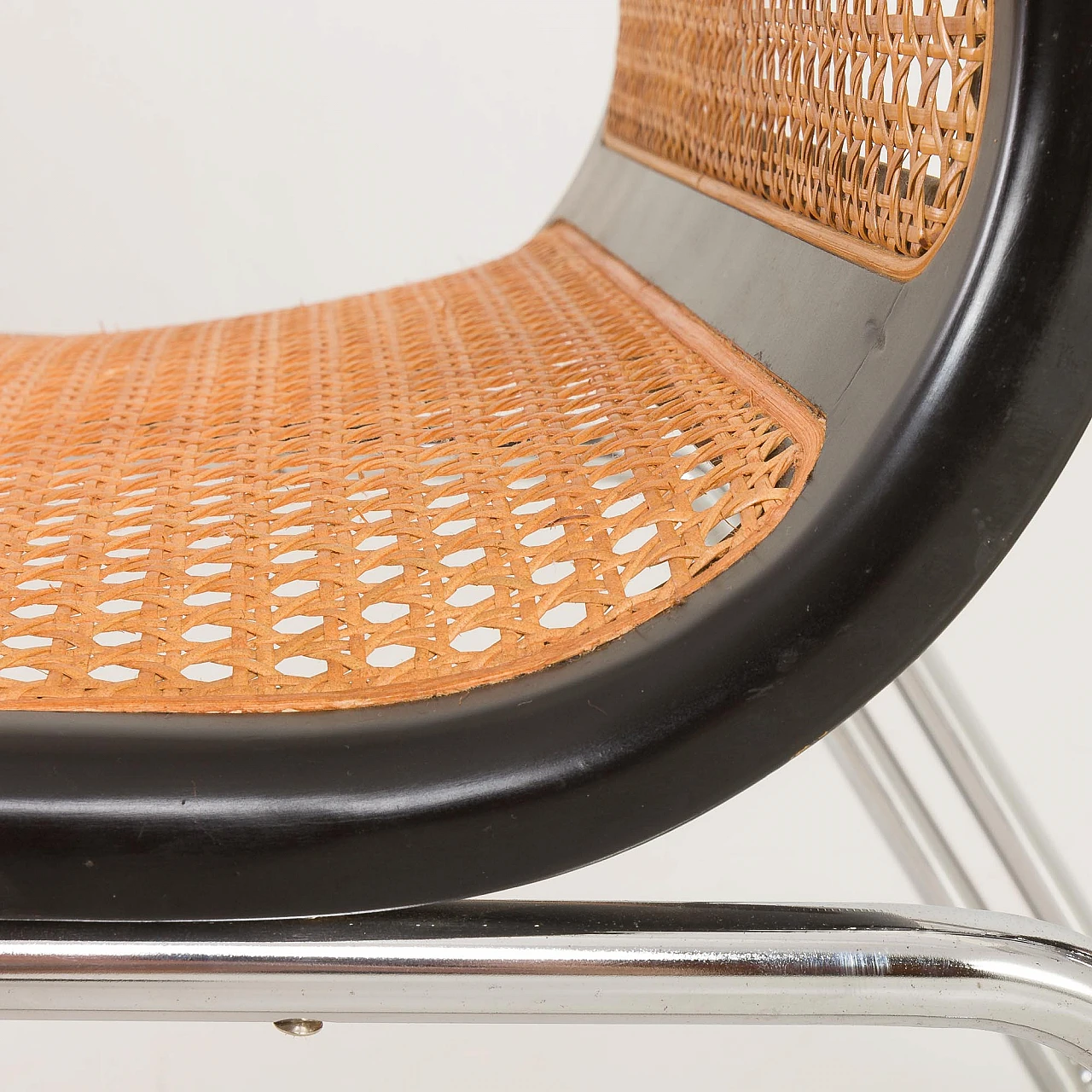 Cantilever chair in chromed steel and Vienna straw, 1970s 17